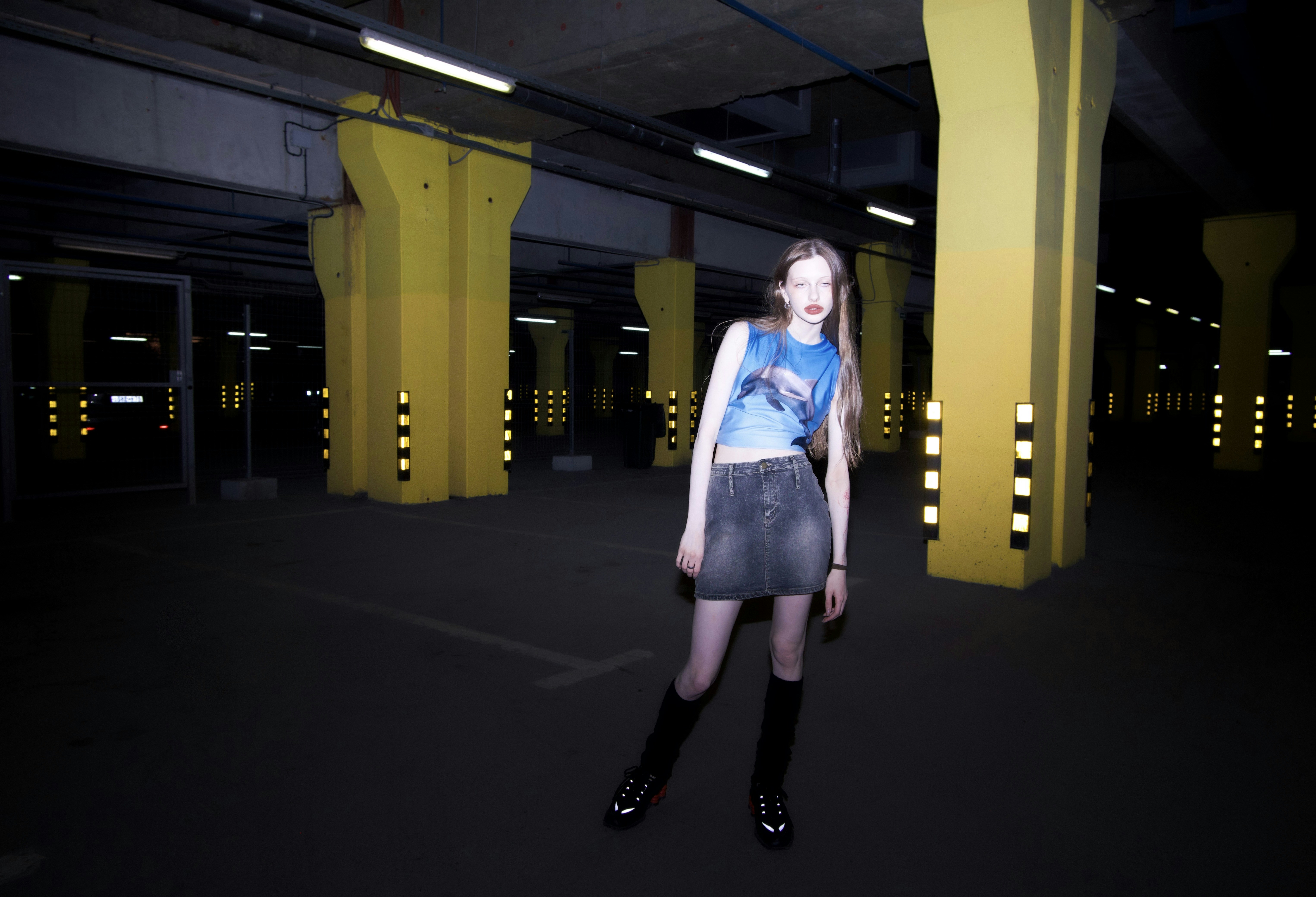 Virtual furniture placement