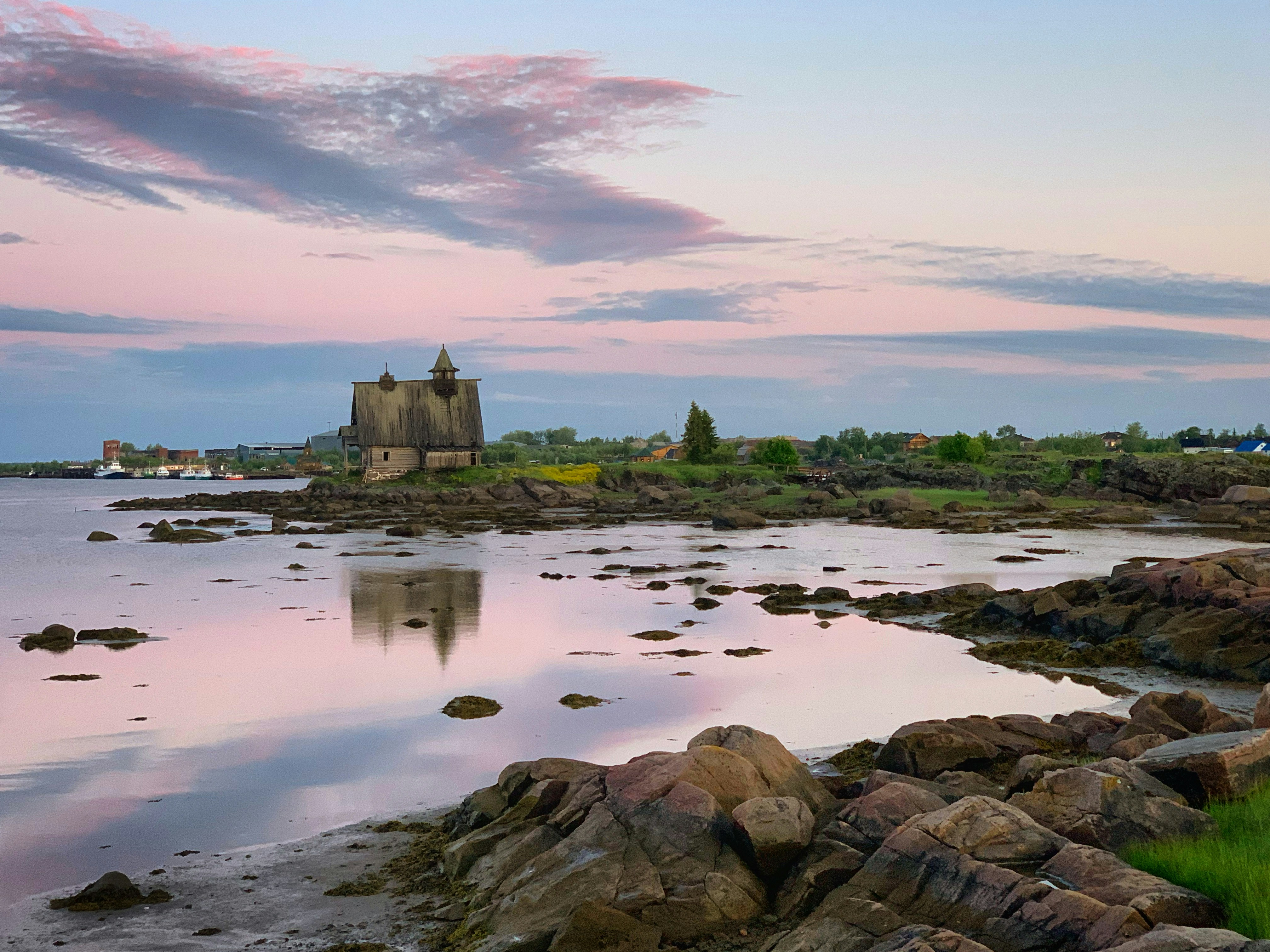 Photo by sergei_gussev