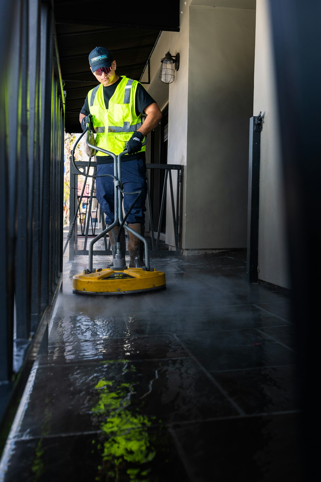 The Financial Benefits of a Clean Office
