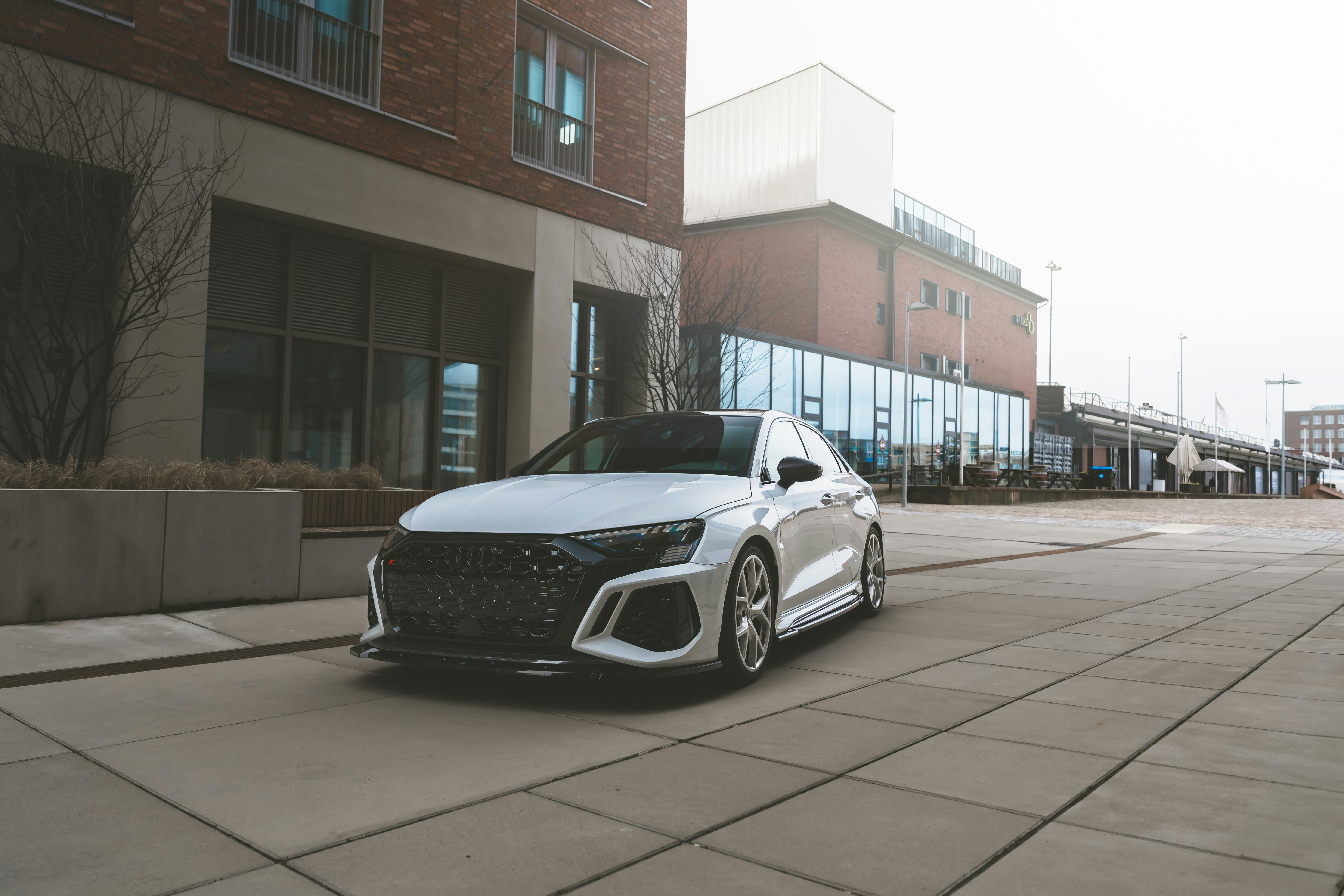 Photo by marcelhoberg