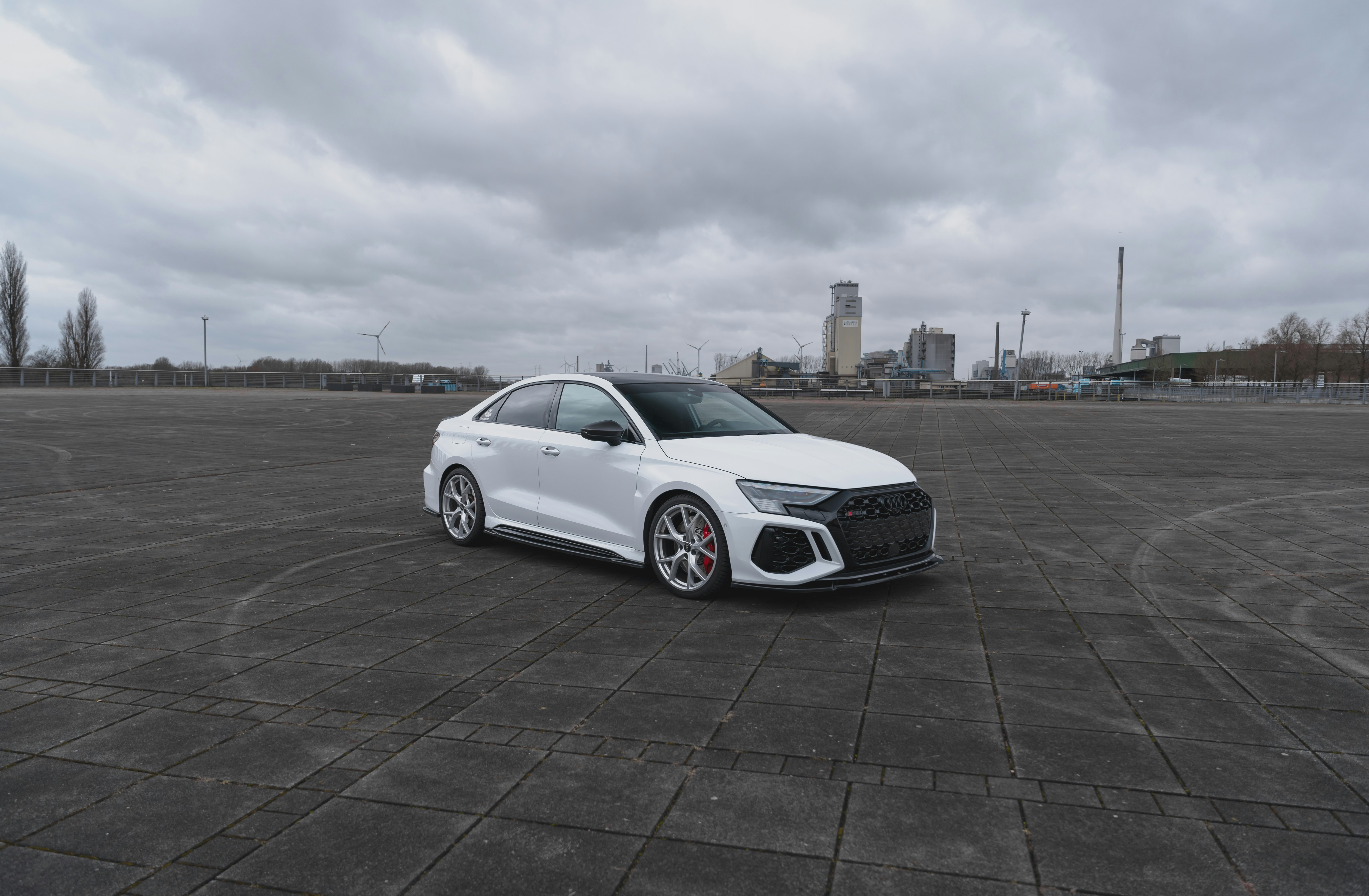 Photo by marcelhoberg