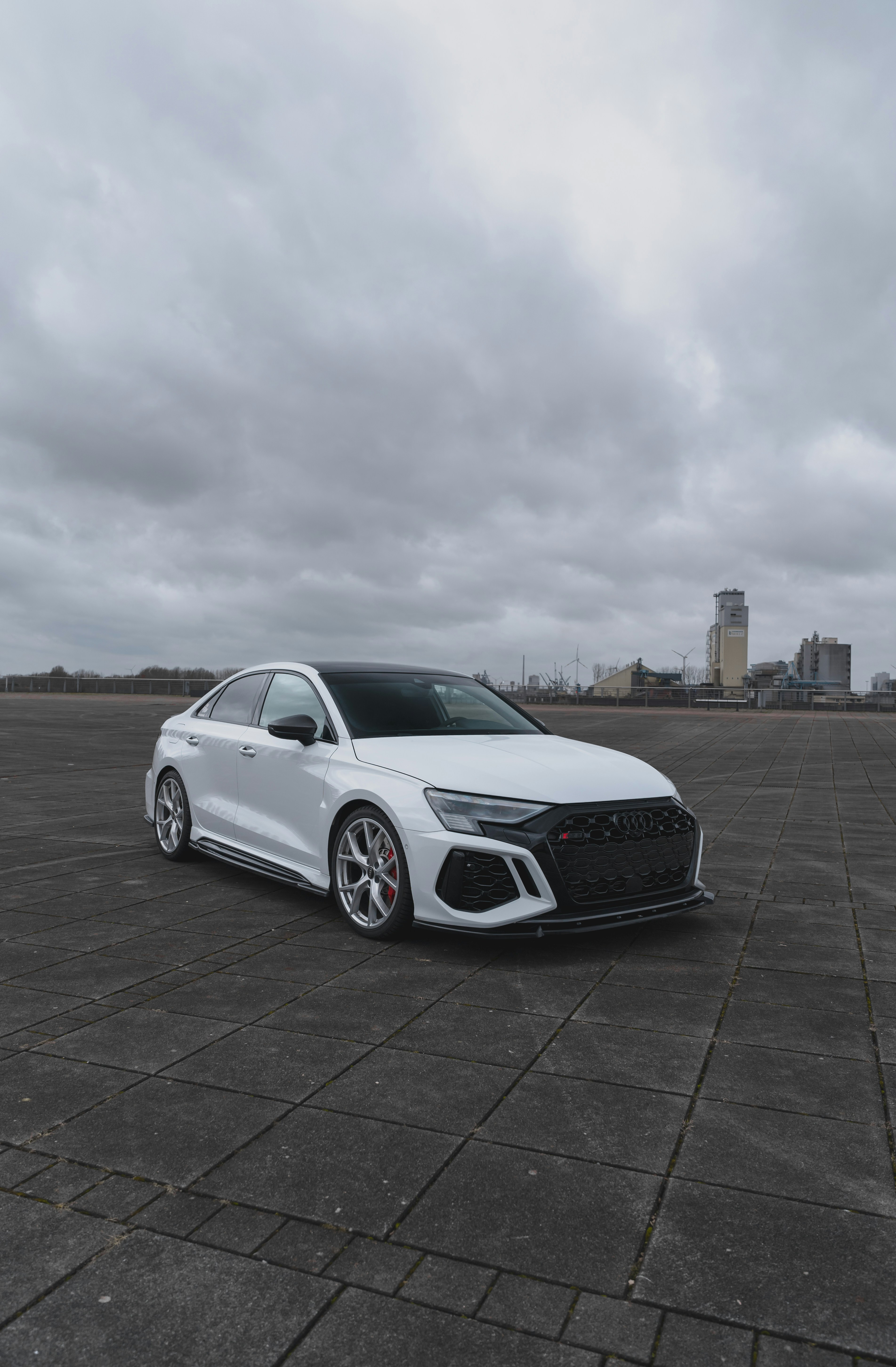 Photo by marcelhoberg