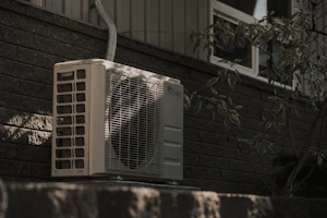 De'Longhi Pinguino PACAN112 portable air conditioner