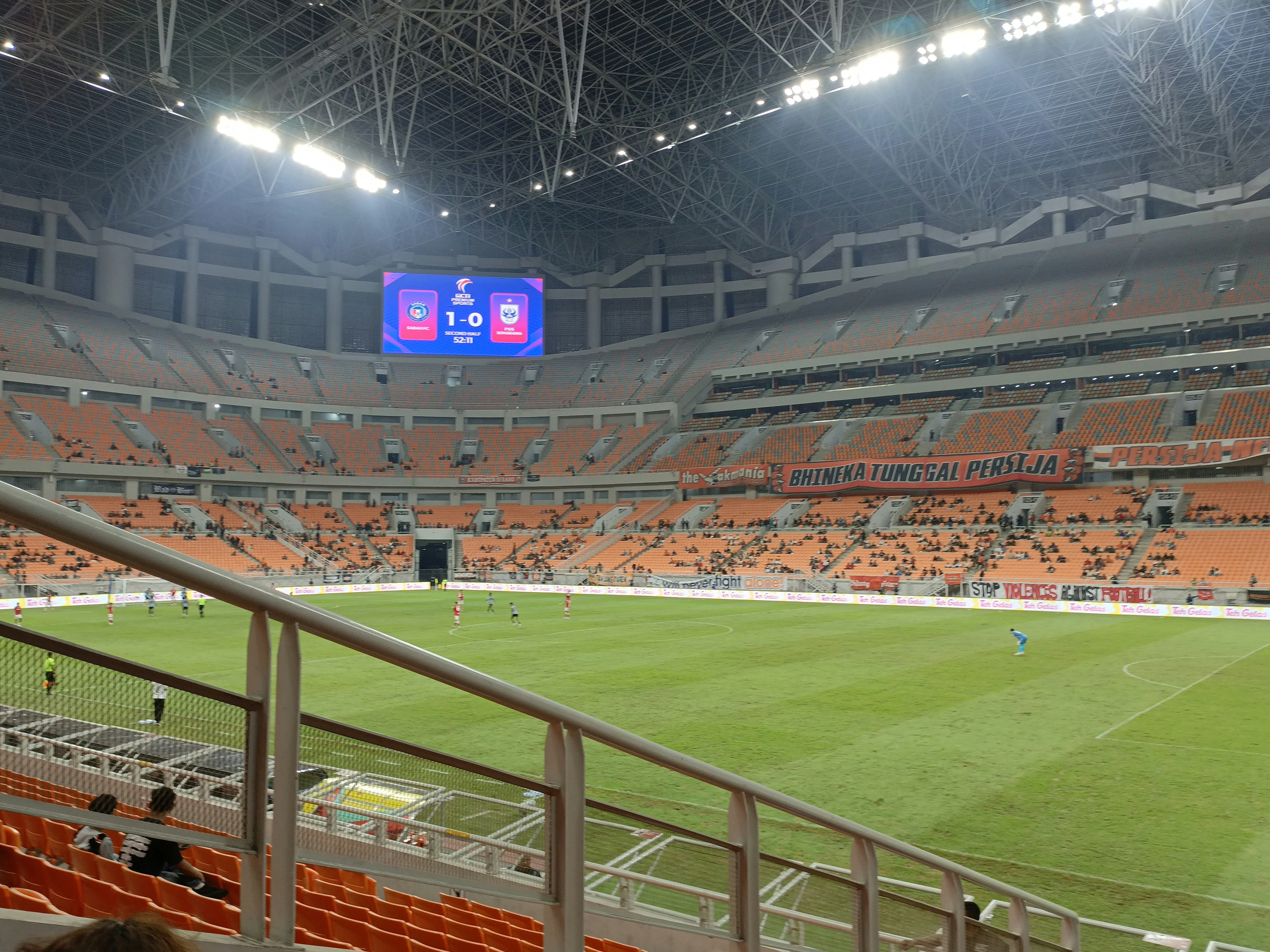 Fans track fallout from Men March Madness