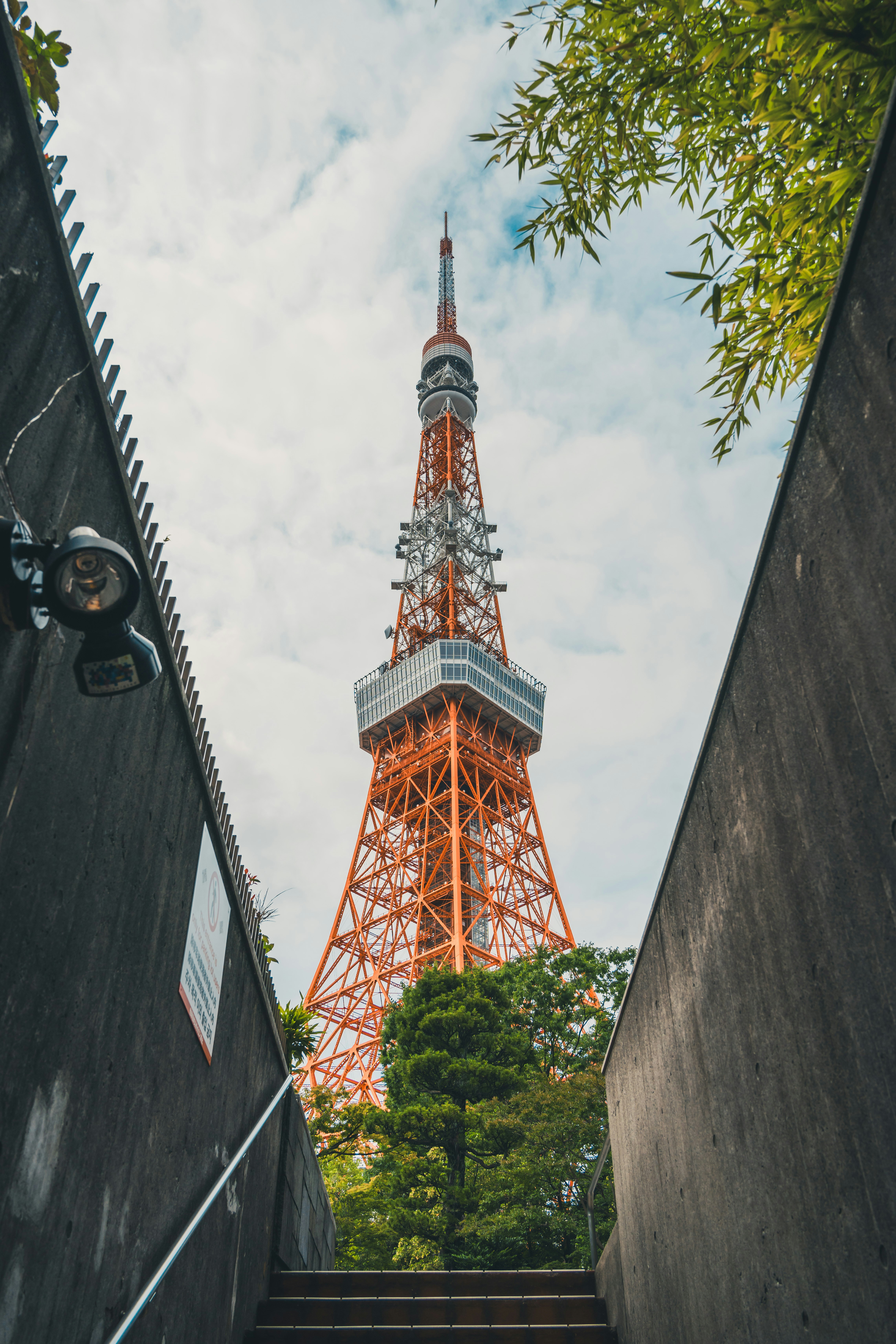 the eiffel tower towering over the city of paris