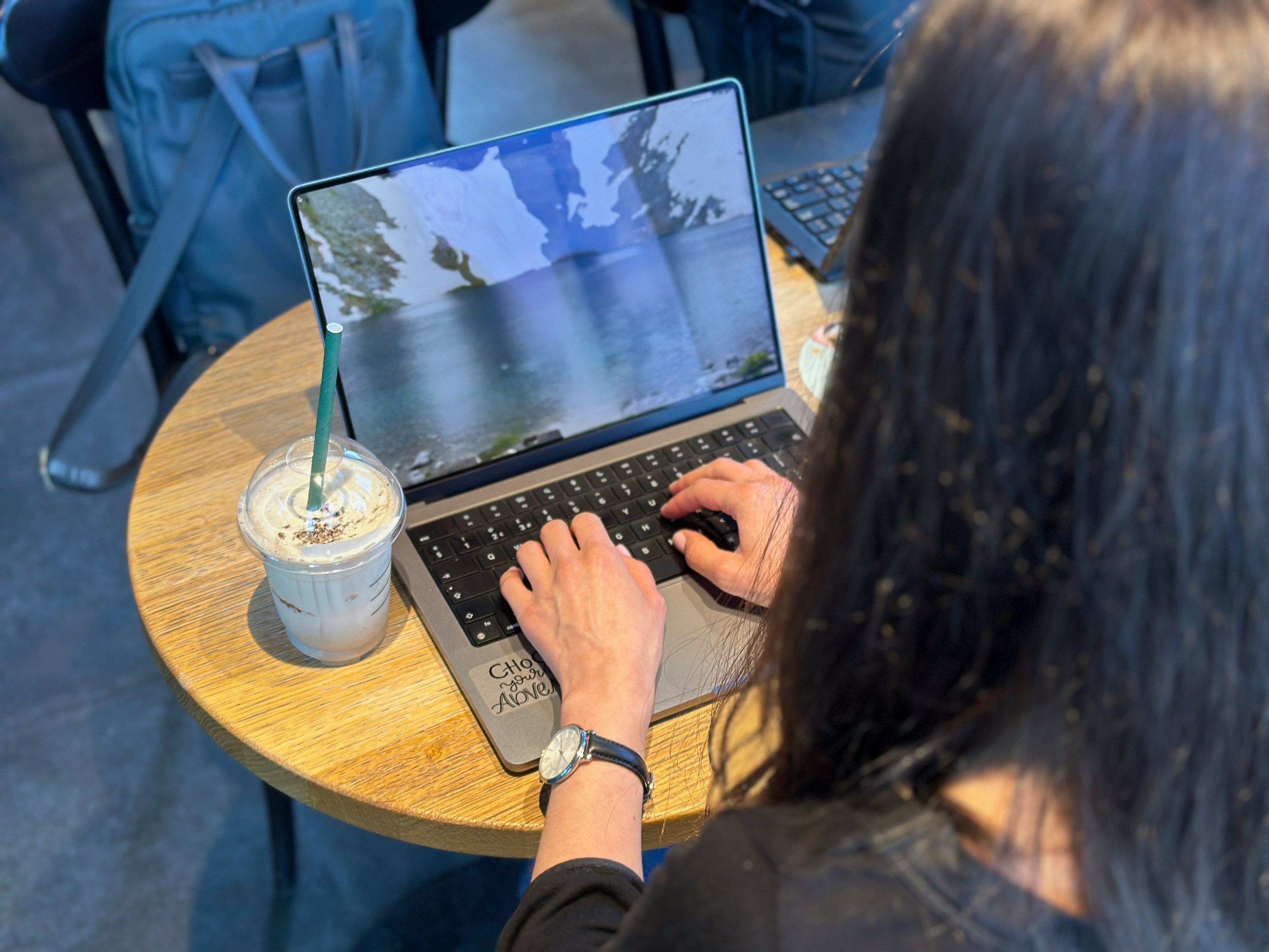 Your Brain on Beats and Espresso: The Unexpected Science Behind Café Breakthroughs