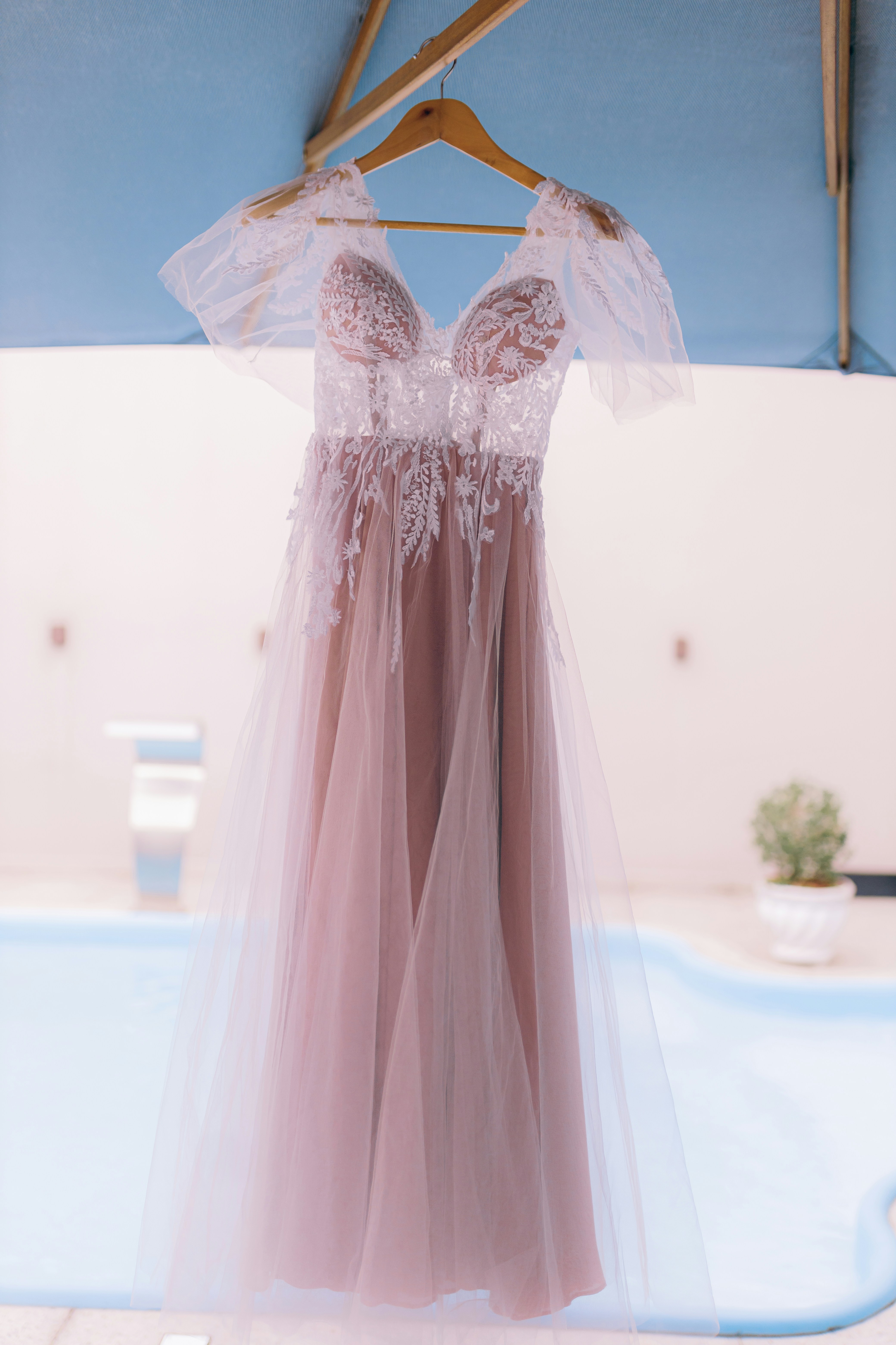 Photo by alexandermassph