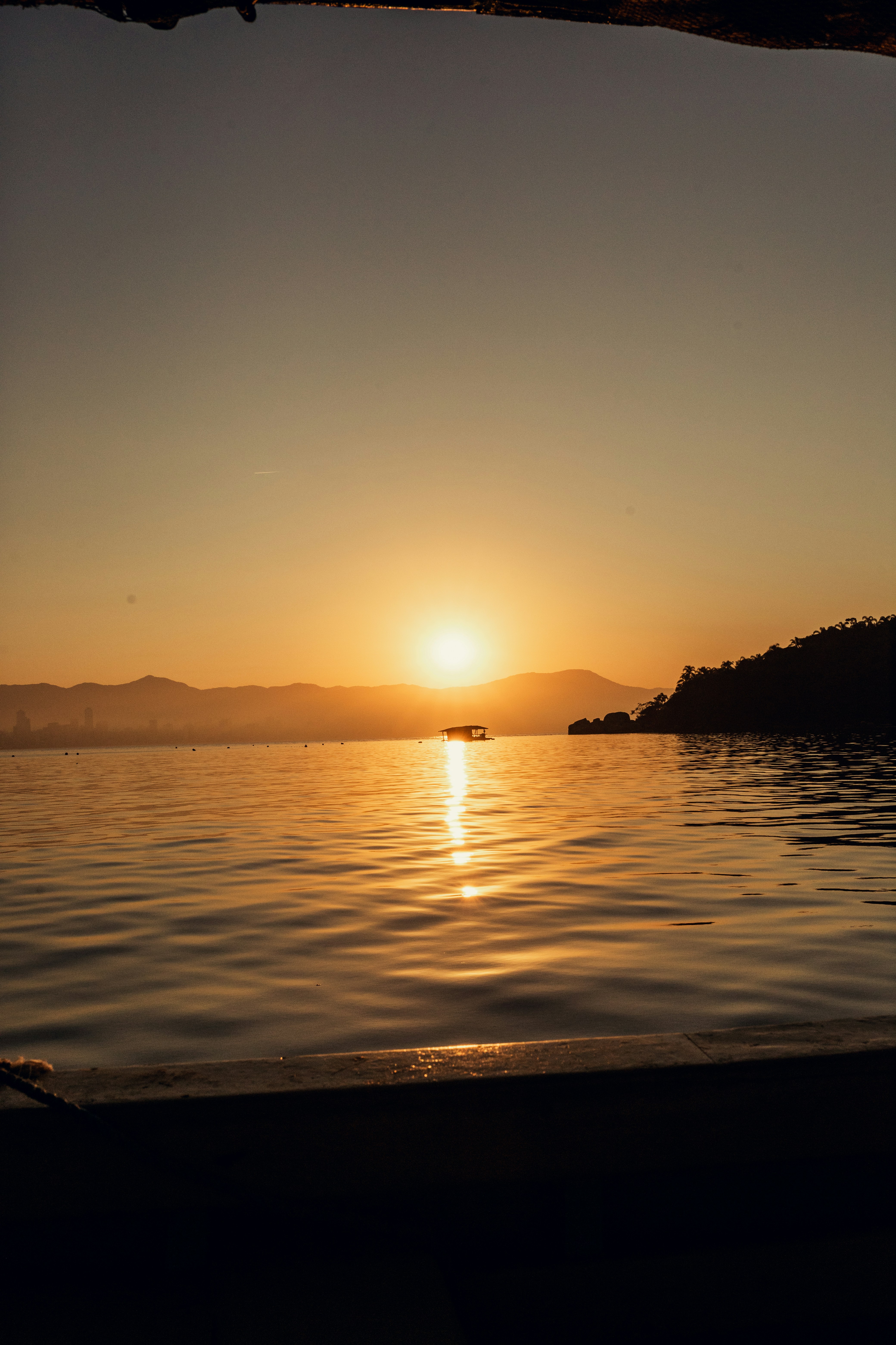 Photo by alexandermassph