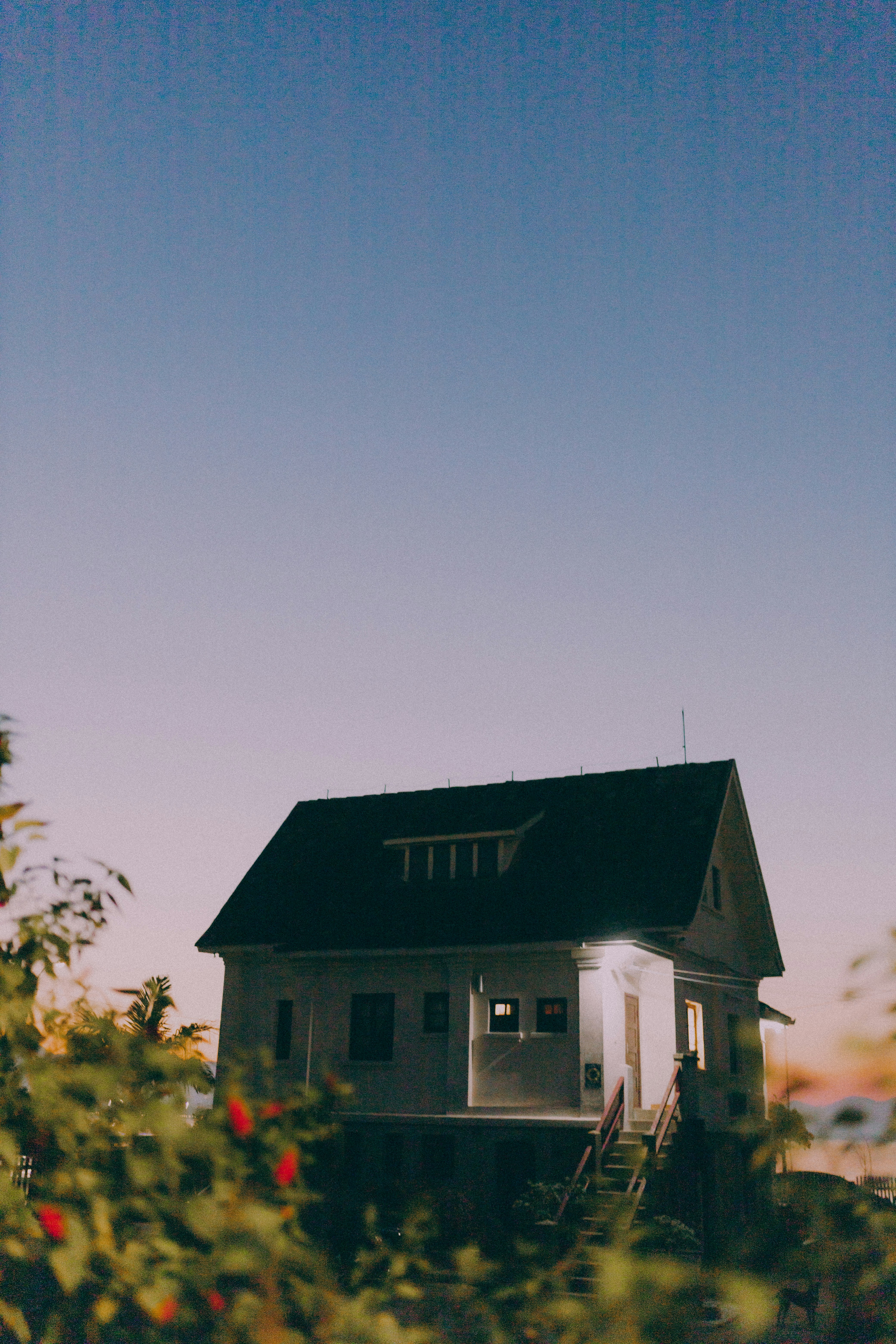 Photo by alexandermassph