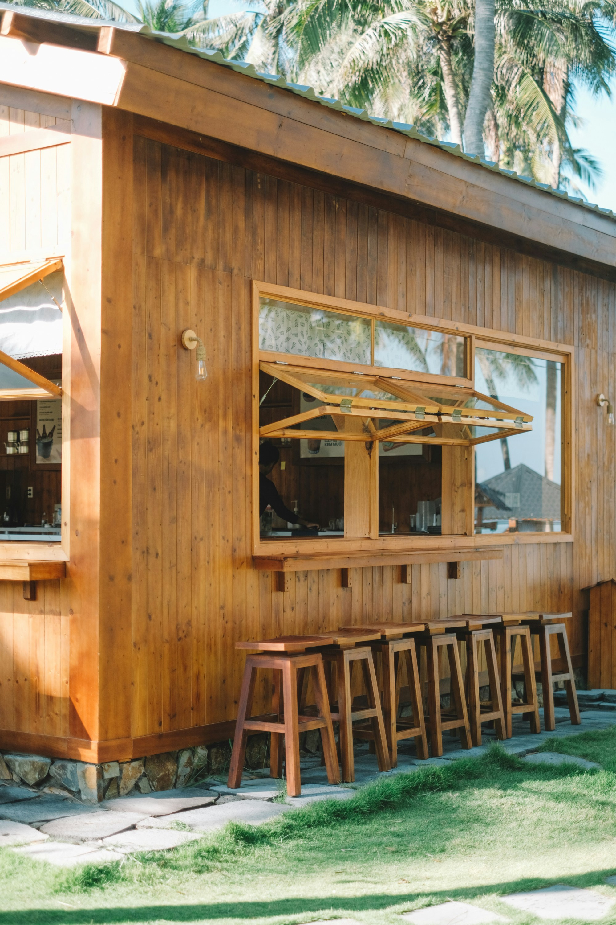 Photo by nguyentrungnguyen