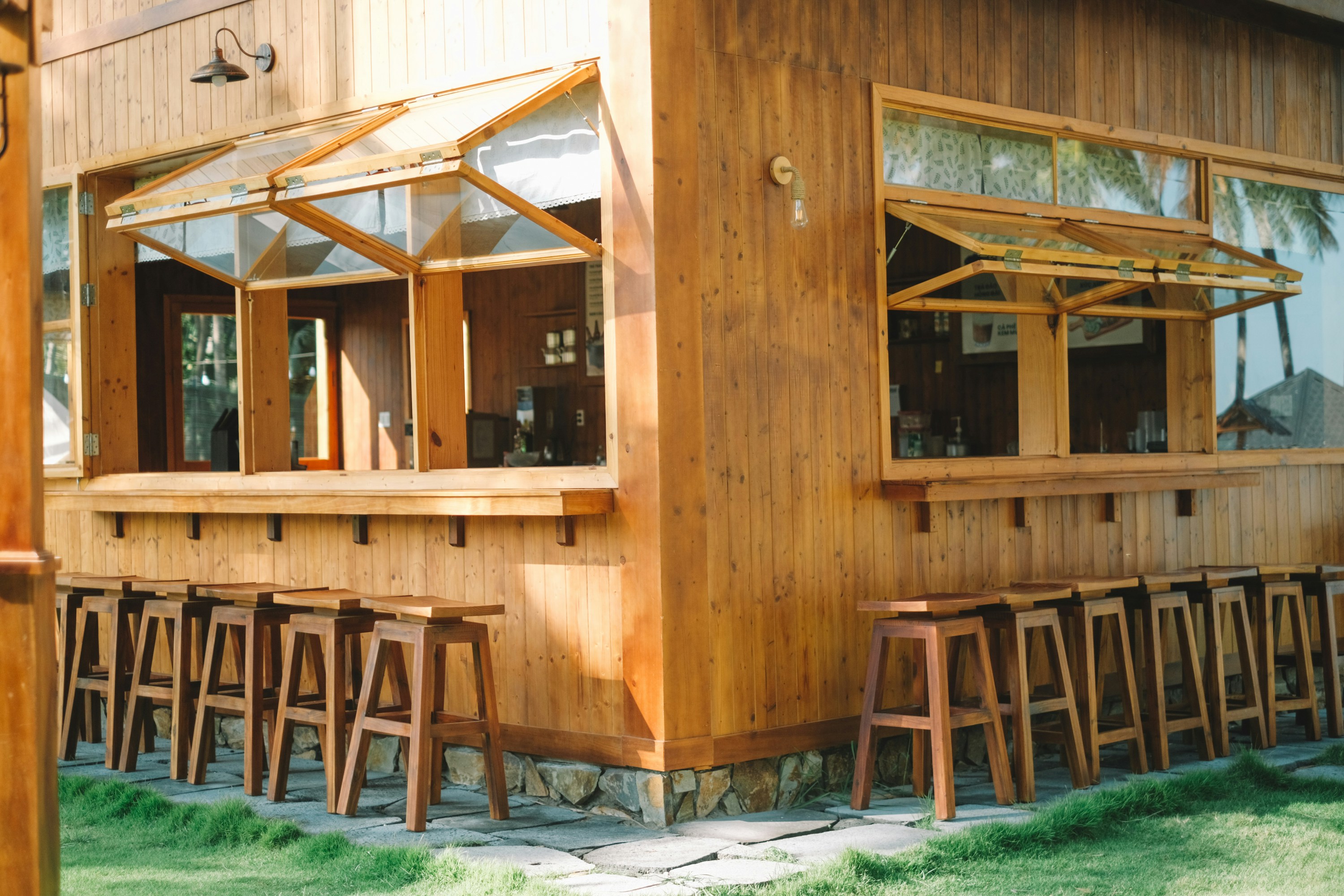 Photo by nguyentrungnguyen