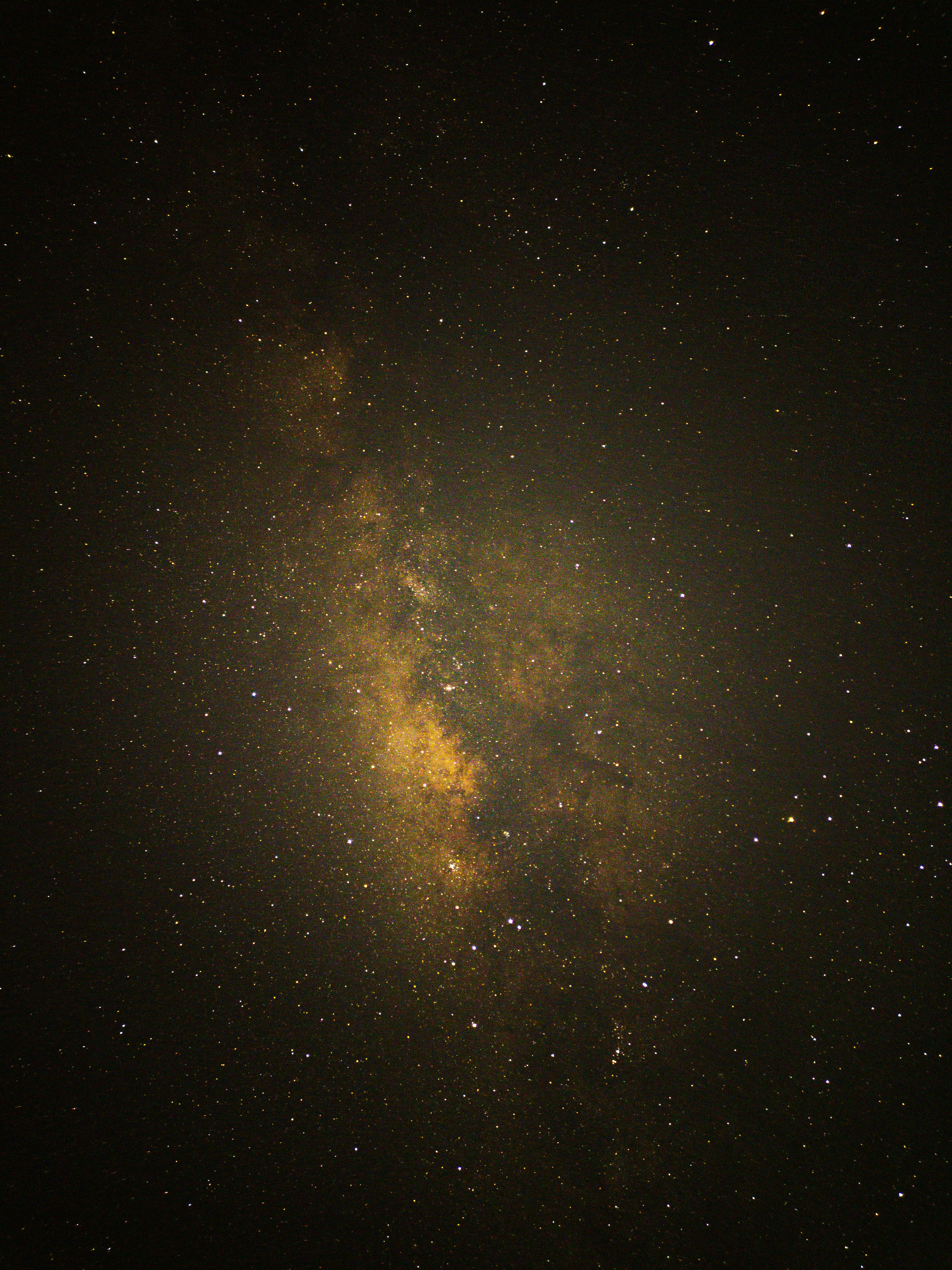 a night sky filled with lots of stars