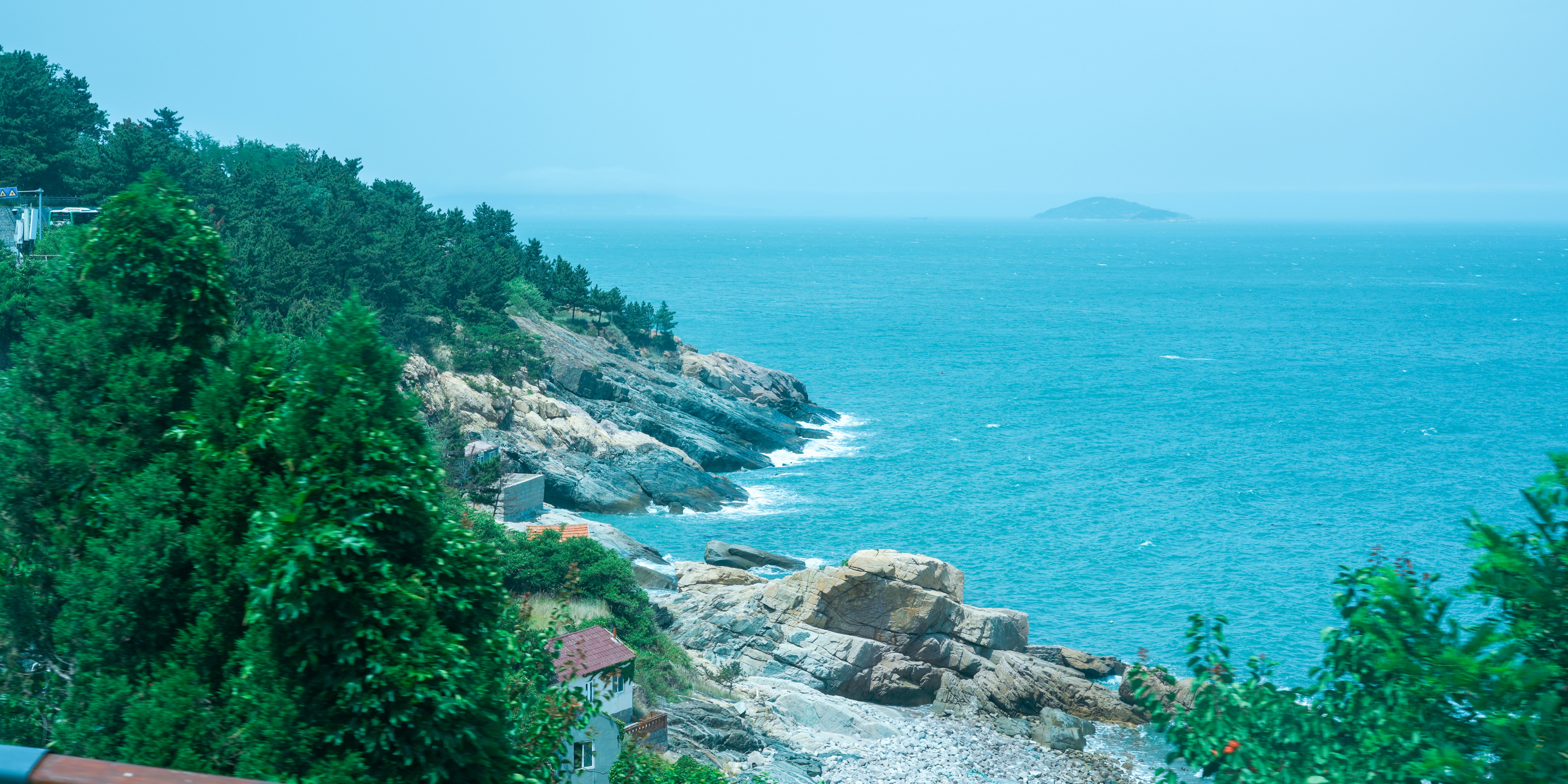 6 Best UK Travel Coastal Walks with Secret Views