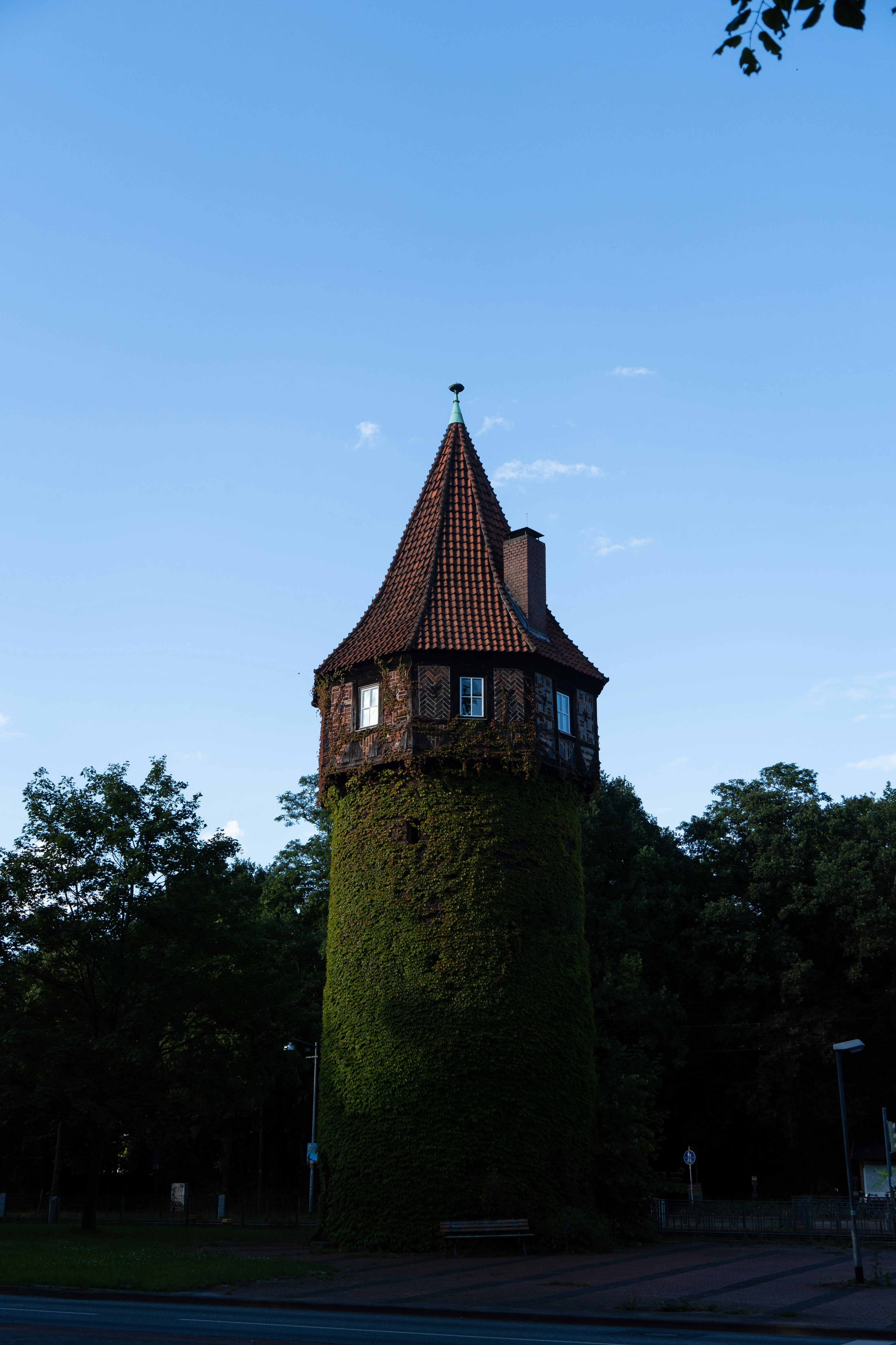 Photo by secondnetwork