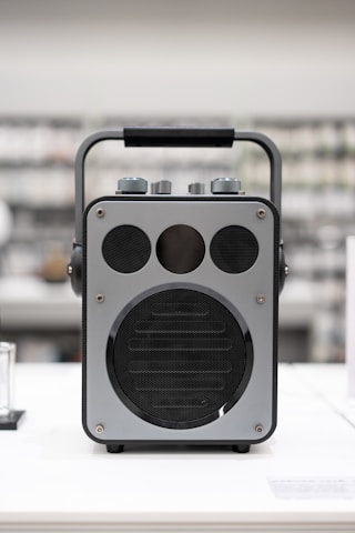 A radio sitting on top of a white table