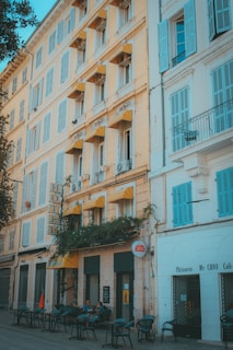 mareille hotels: marseille travel guide