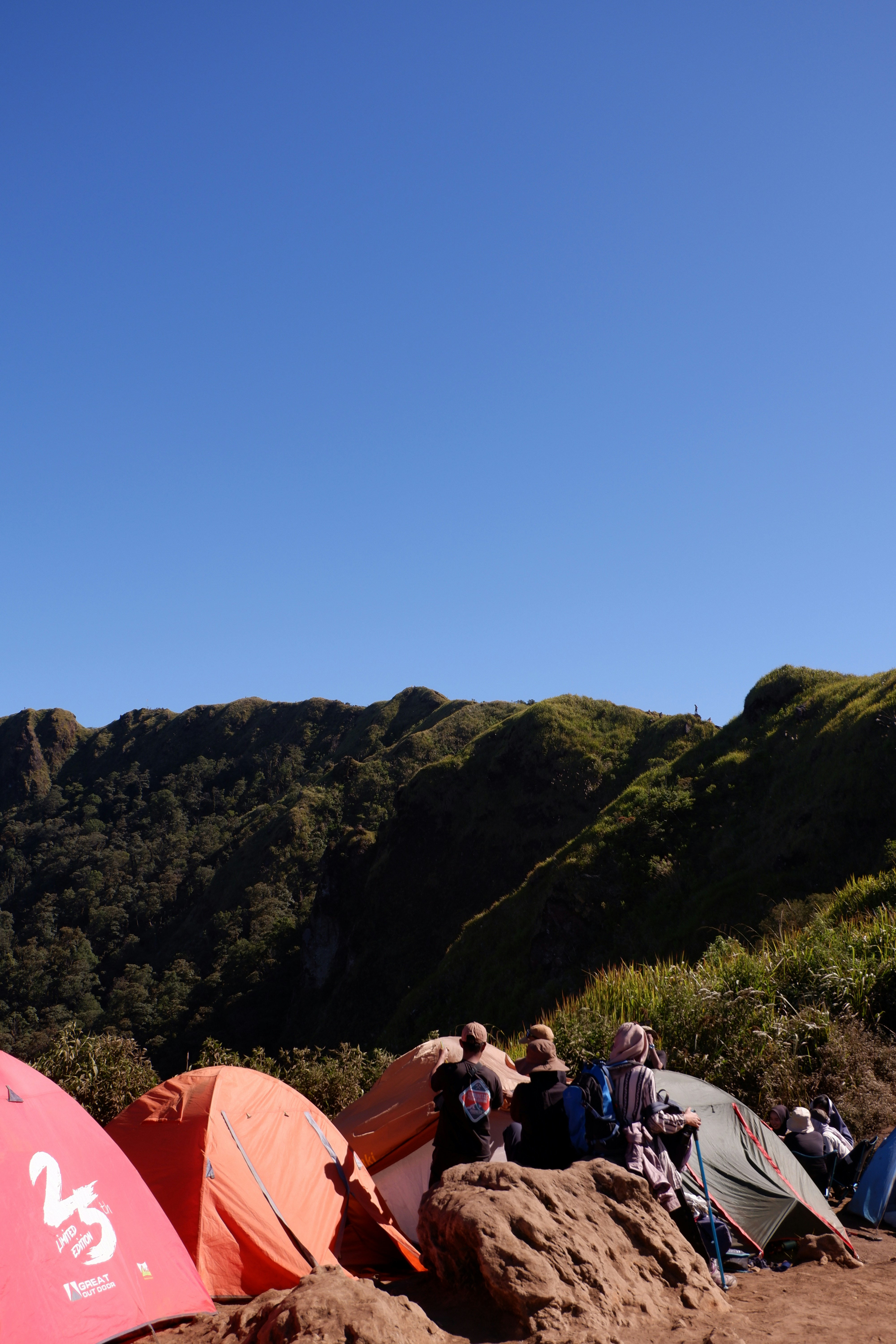 mountain camp wallpaper, wallpaper, Sleep Deprivation at Basecamp: How to Cope 2