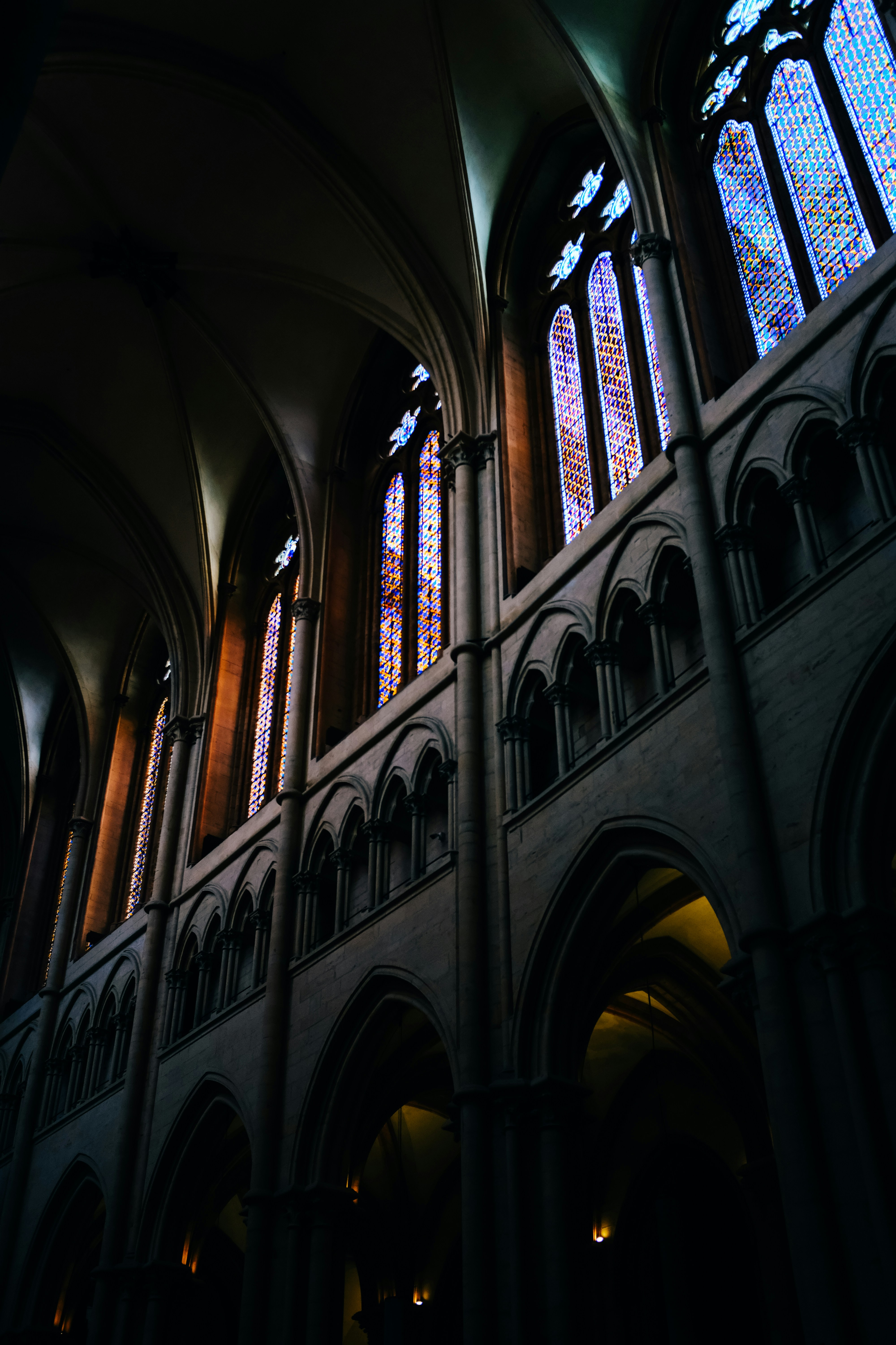 Photo by adrienolichon