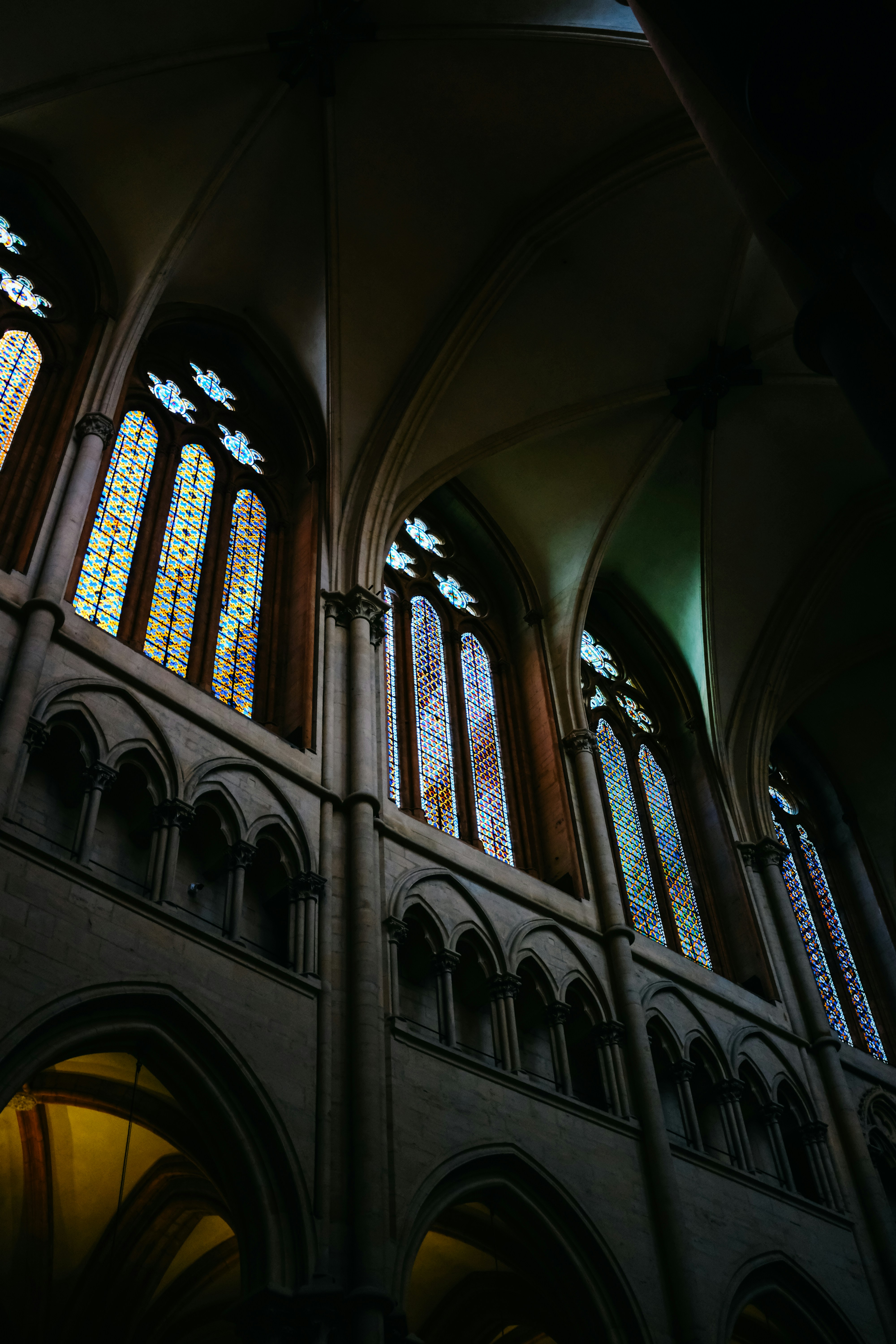 Photo by adrienolichon