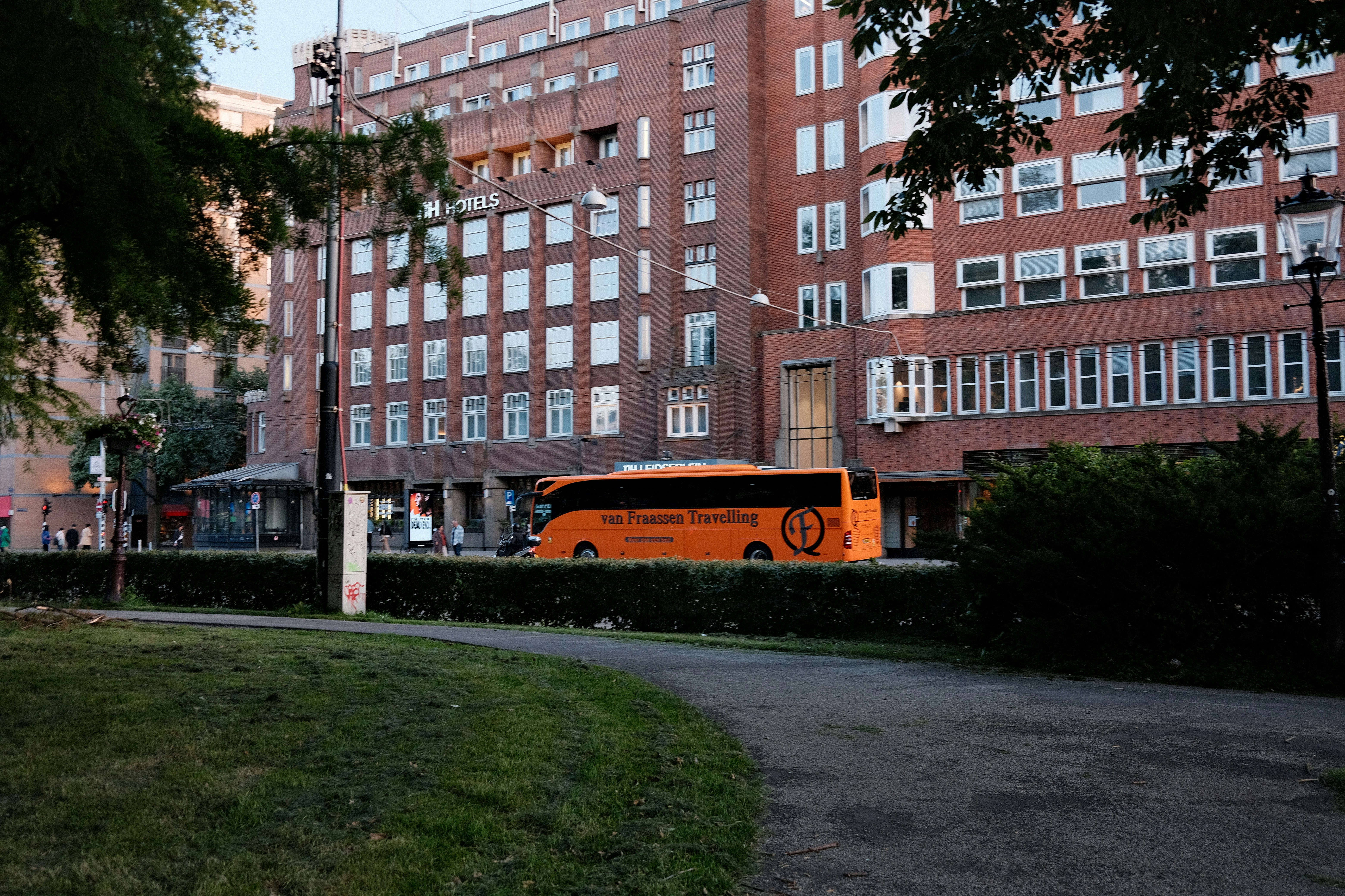 Olika transportmedel för sjukresor i Västernorrland