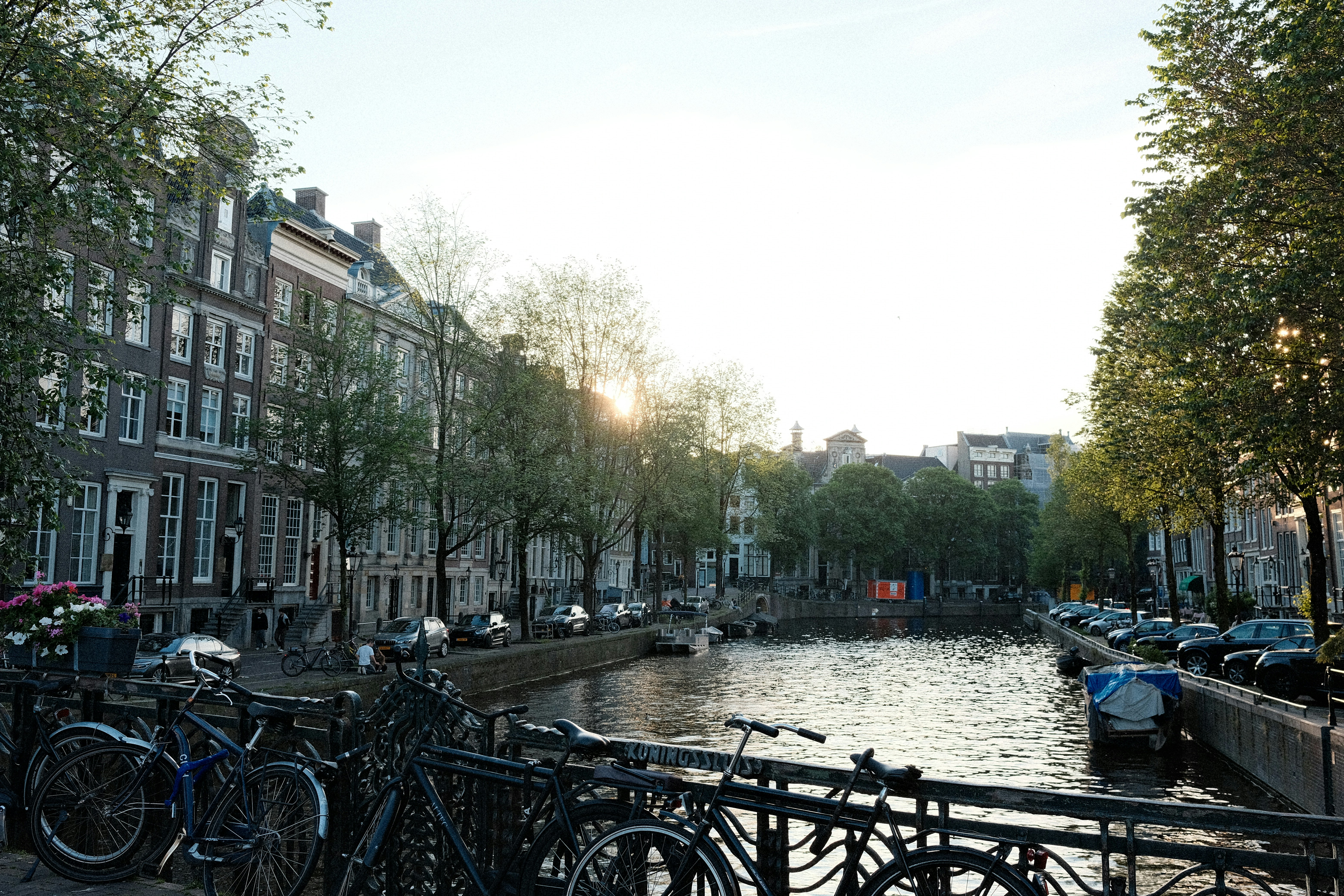 Photo by valentinlacoste