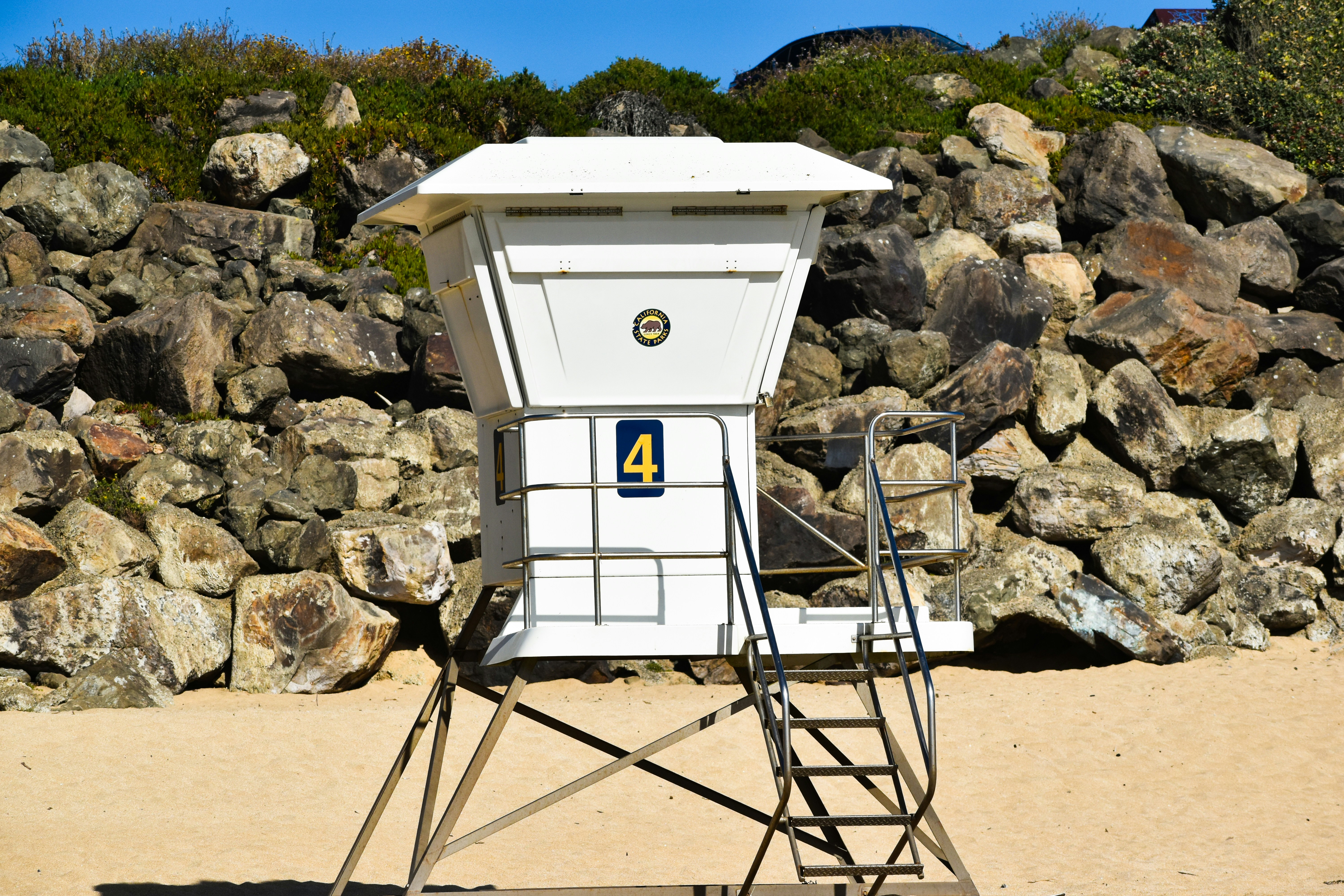 photo-1718661416101-438673296126?ixid=M3wxMjA3fDB8MXxzZWFyY2h8MTg3fHxjaGF0Z3B0JTIwNHxlbnwwfHx8fDE3Mzc4Njg1NDh8MA%5Cu0026ixlib=rb-4.0.3