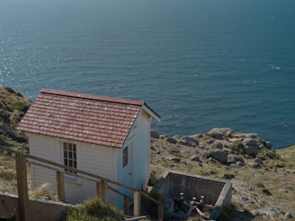 Littoral exposé illustrant l’inassurabilité et l’innovation climatique