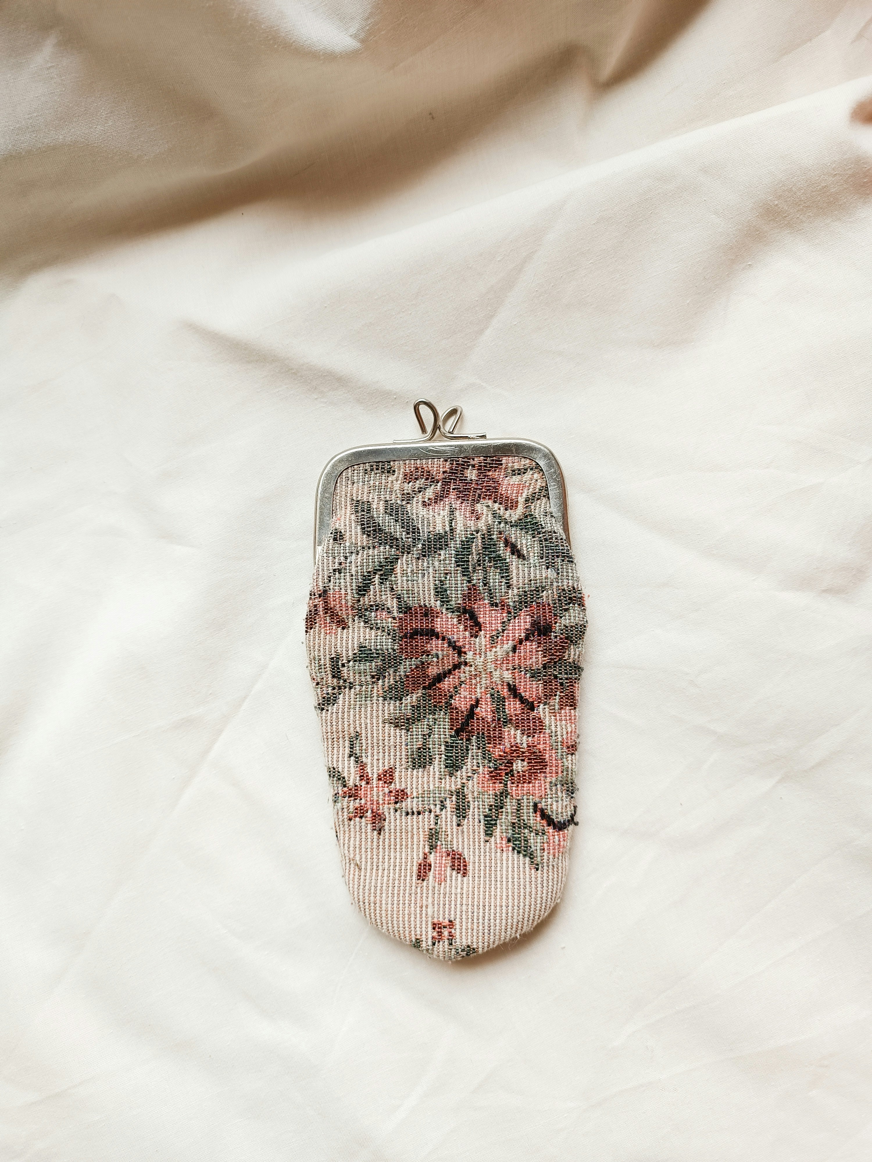 Estuche Alba — estuche de tela en tonos naturales