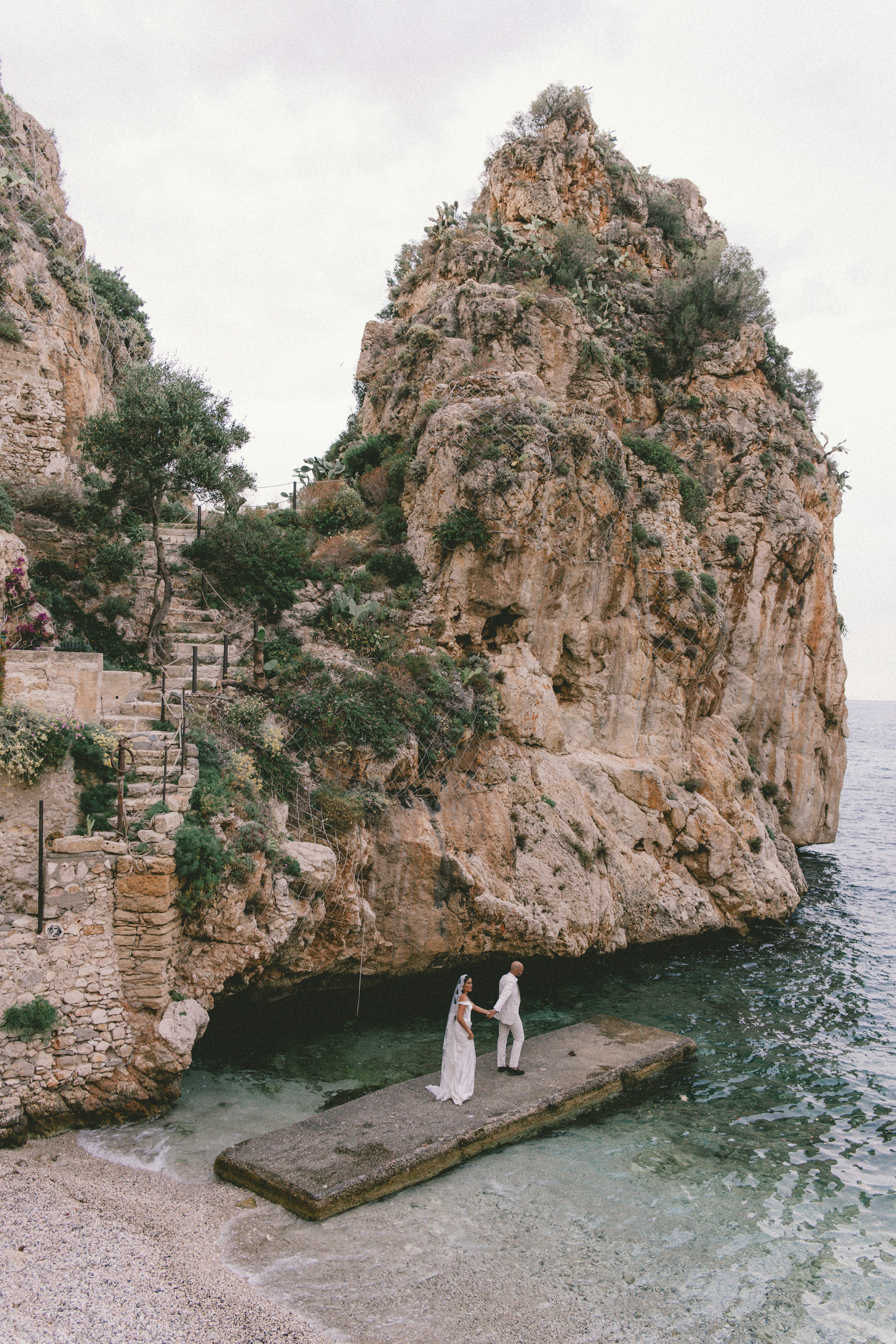 italy beach wedding