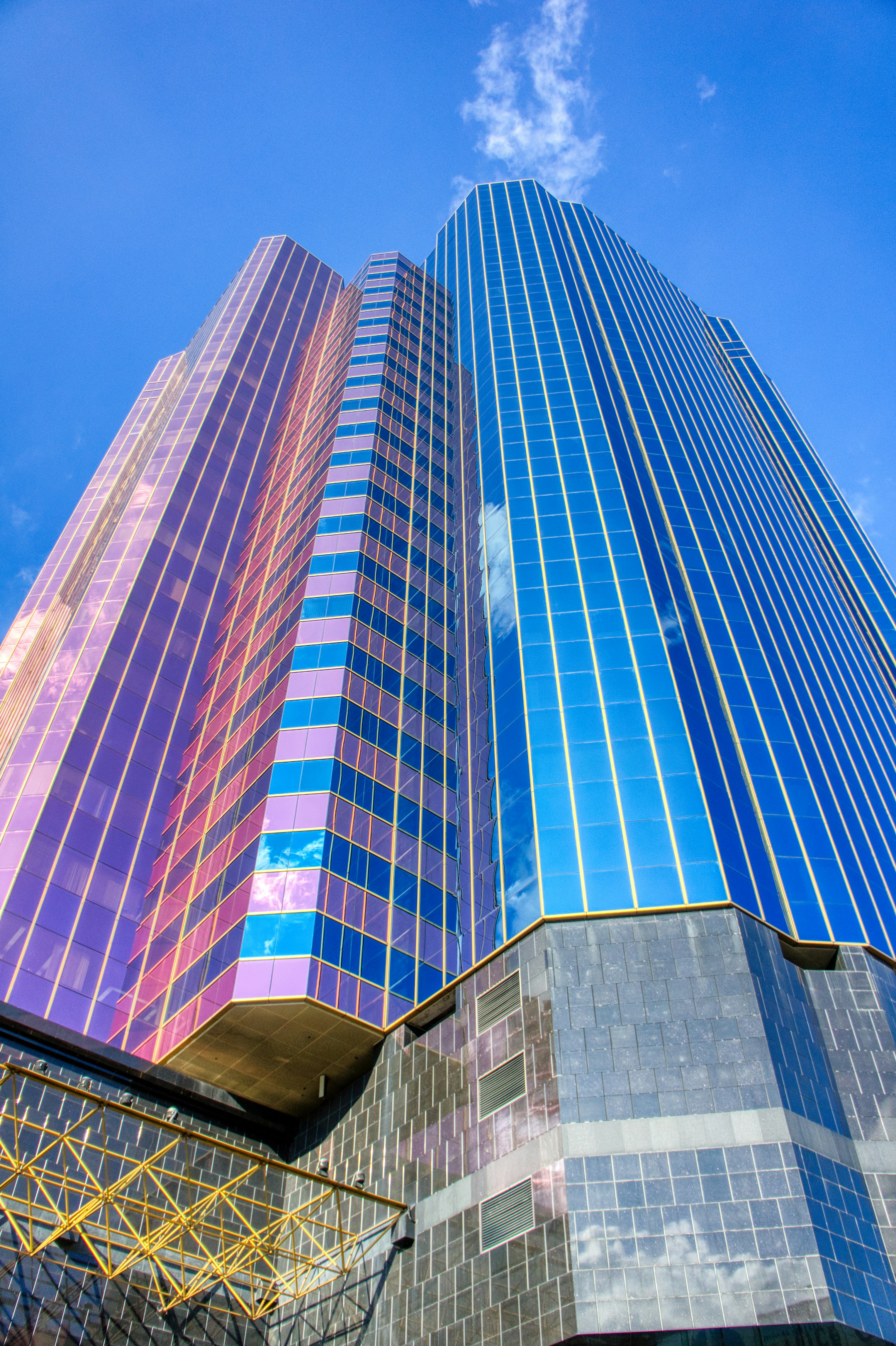 Photo by thomaskinto