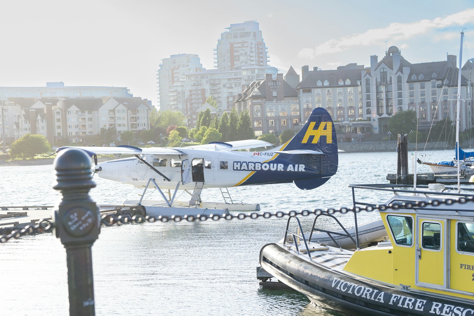 Victoria BC Condo Guide: Walkable Living Near Cook Street Village, Oak Bay Village & Cadboro Bay