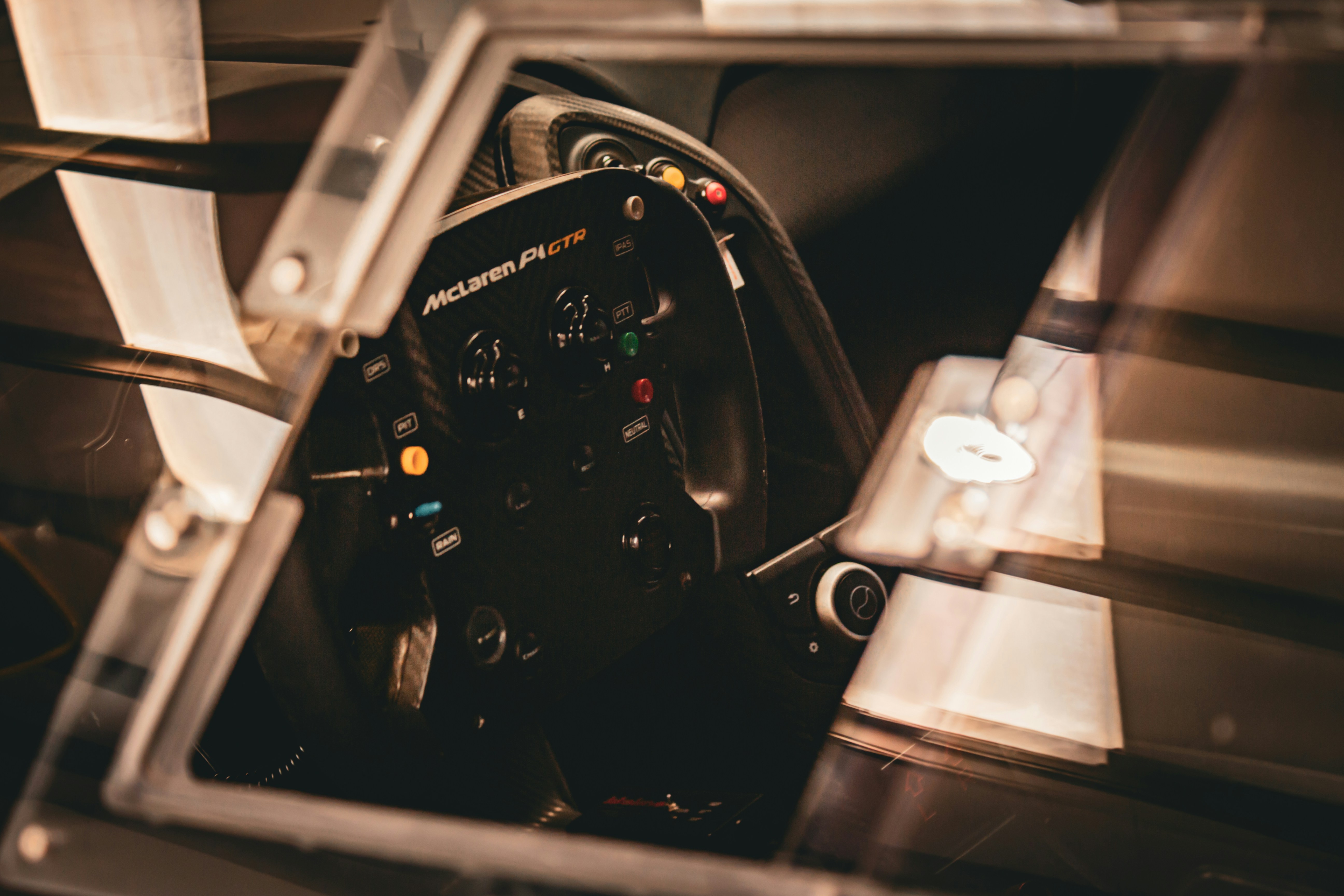 Racing steering wheel