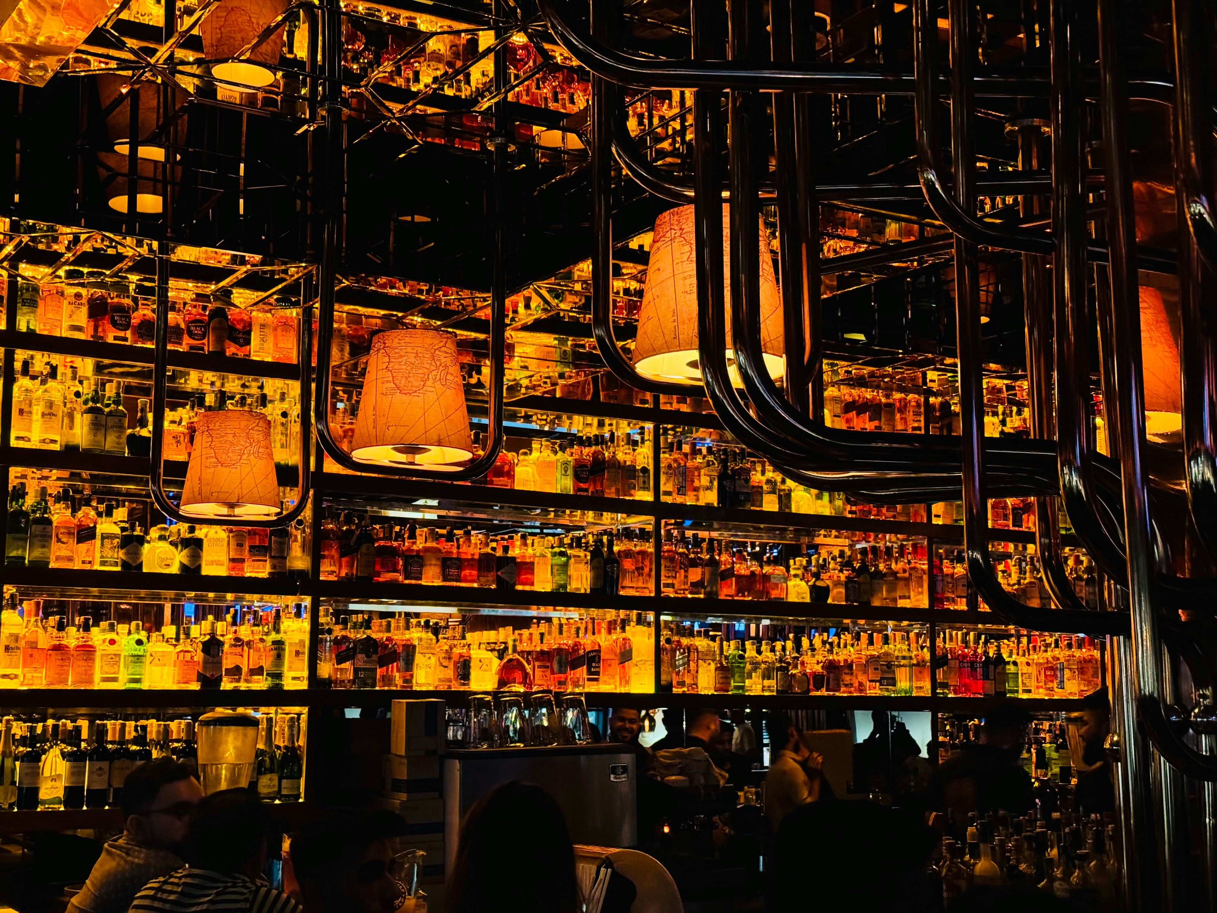 Roxy Bar and Screen