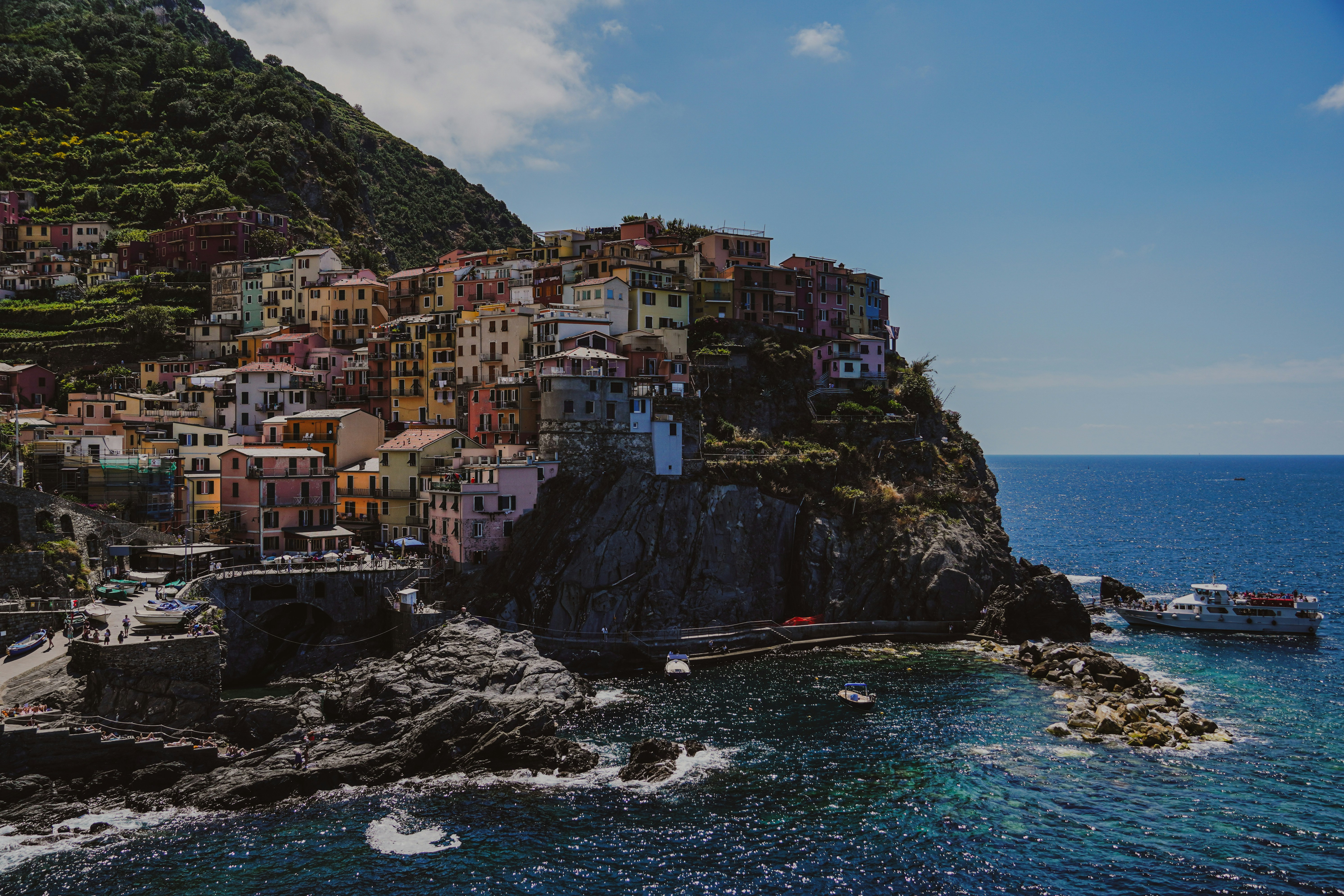 Photo by greenliustudio