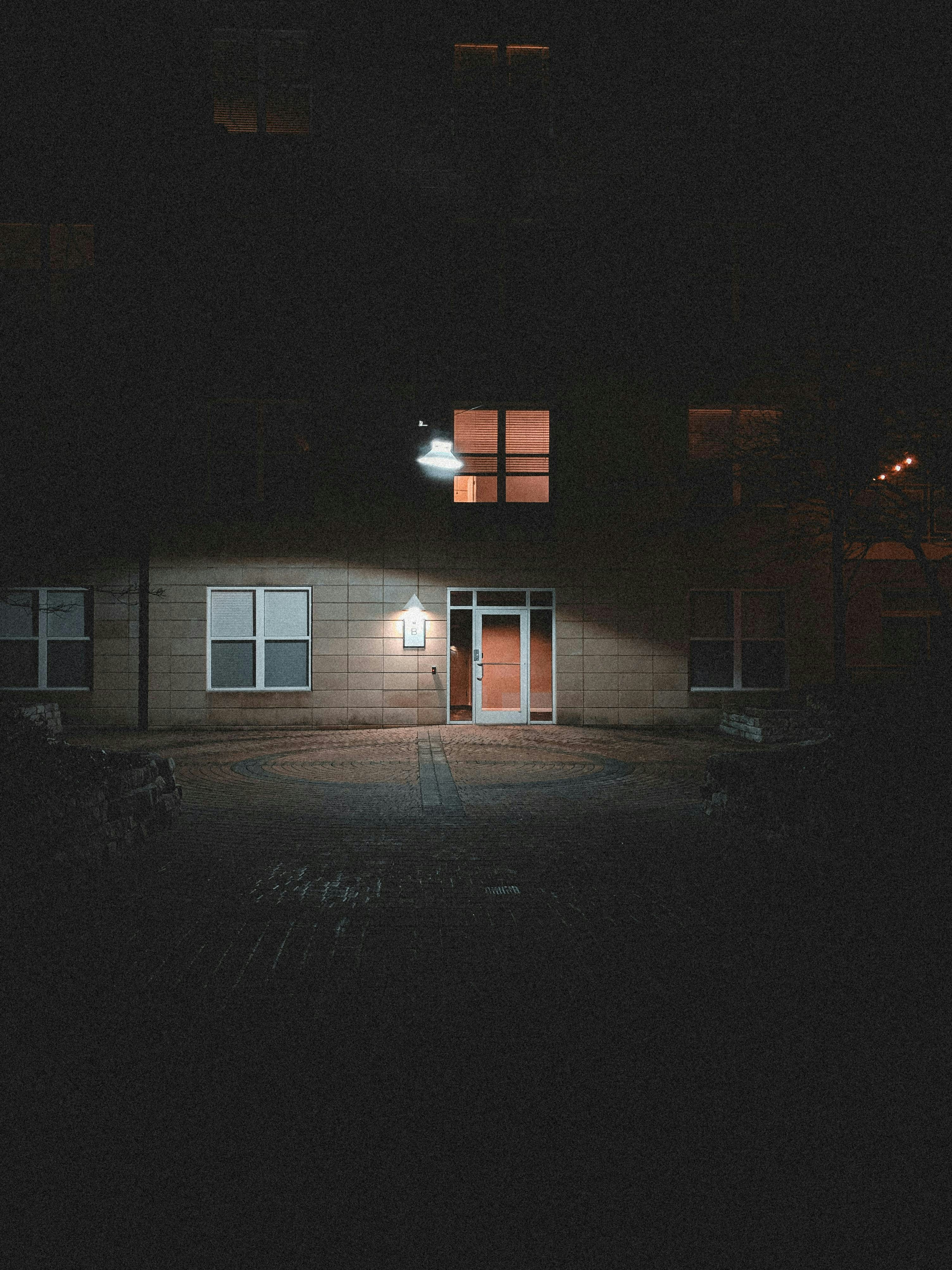 Photo by allenboguslavsky