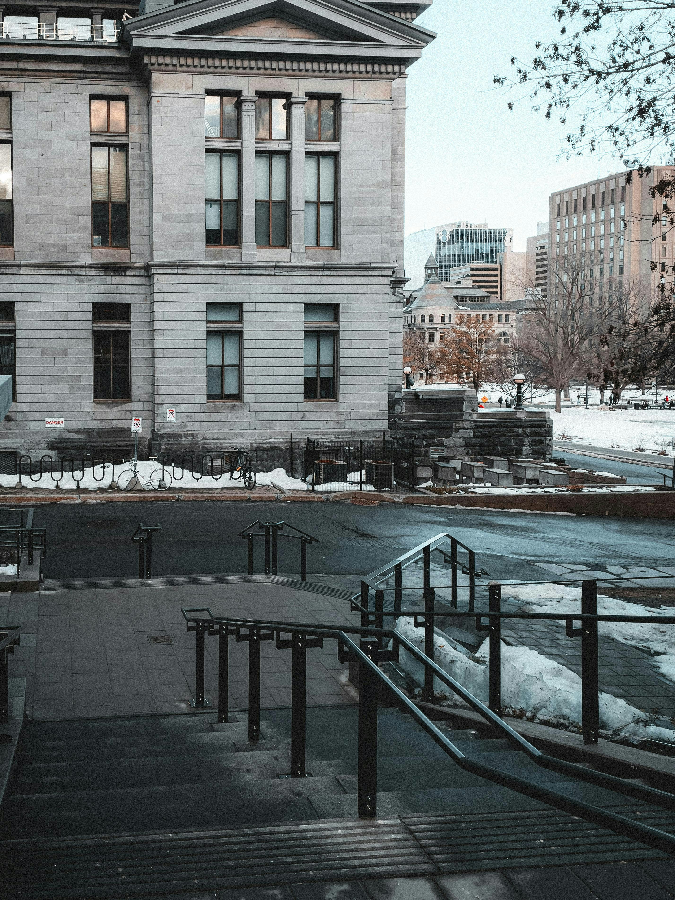 Photo by allenboguslavsky