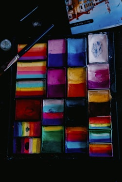 A close up of a palette of paint
