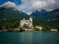 Best Photo Spots in Annecy: 10 Locations Worth the Walk