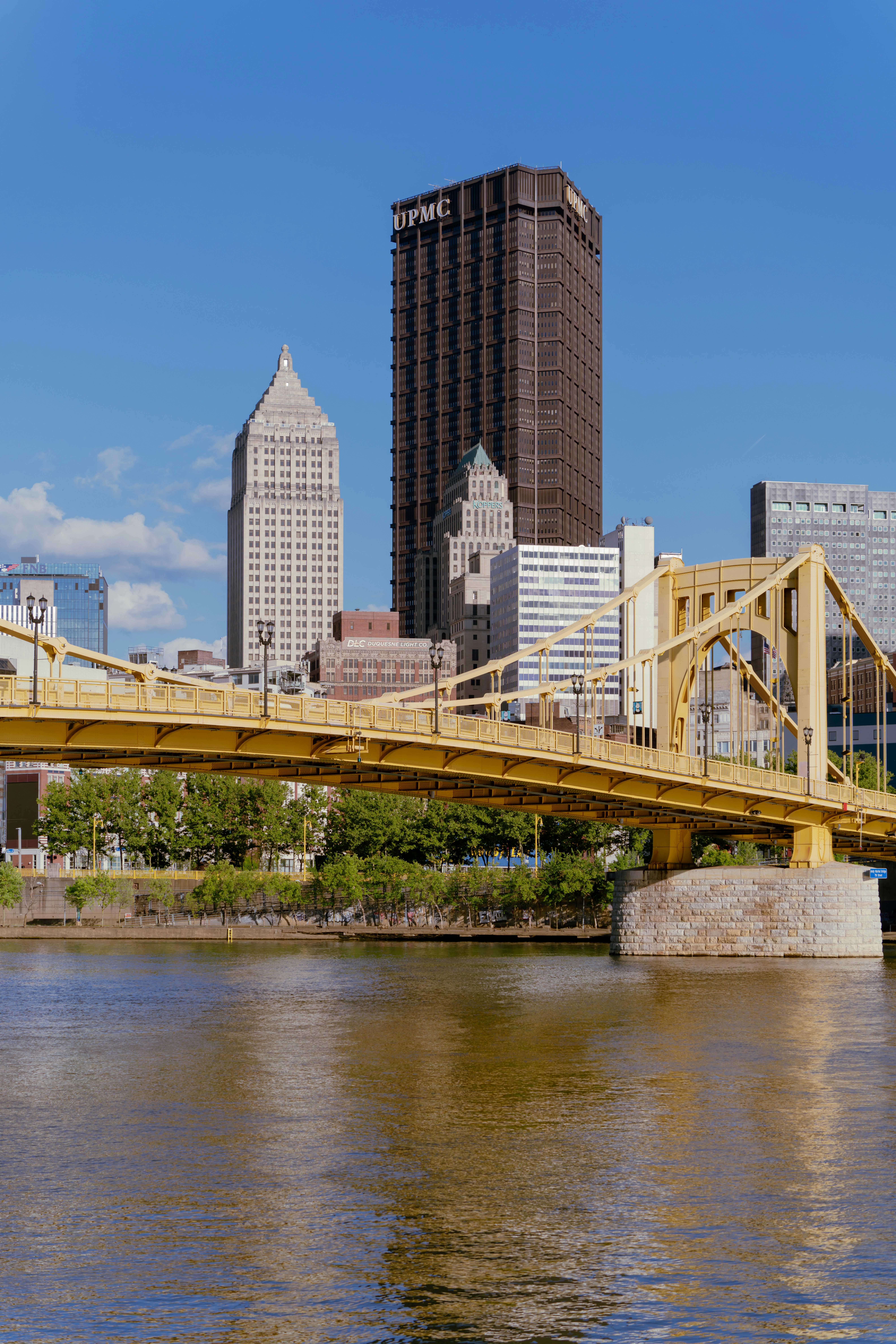 Photo by zhenyao_photo