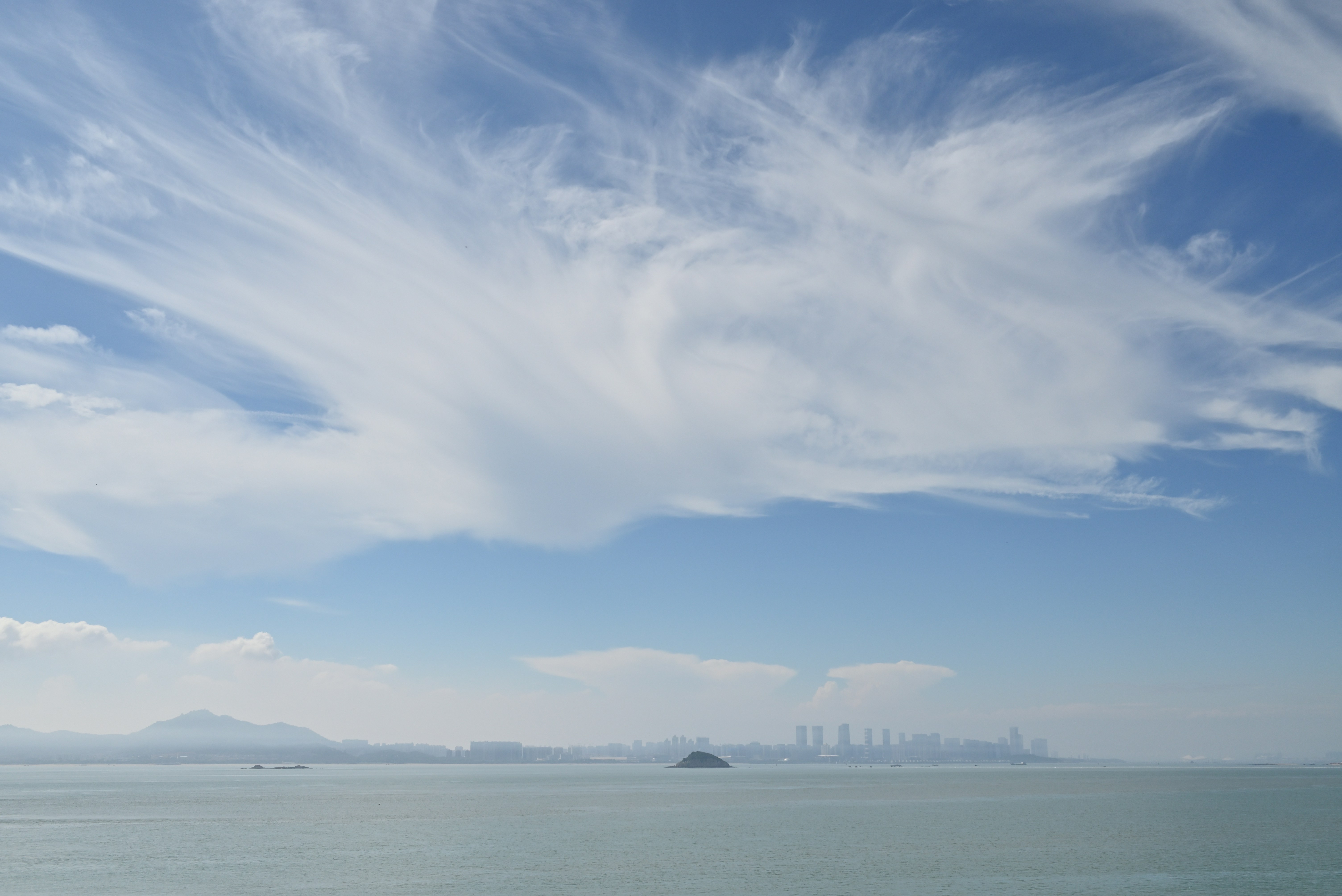 Photo by logichom