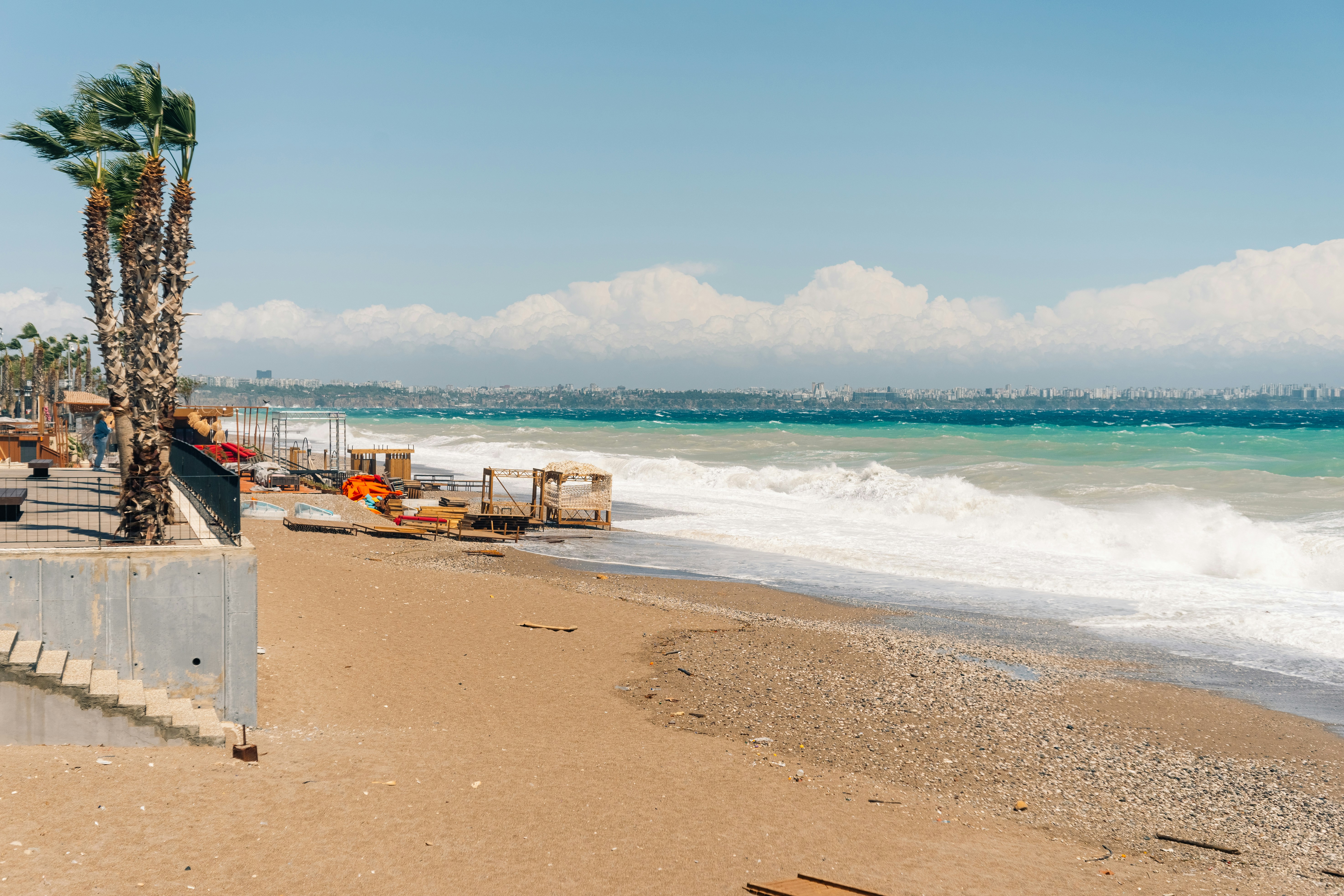 Photo by igorharrier