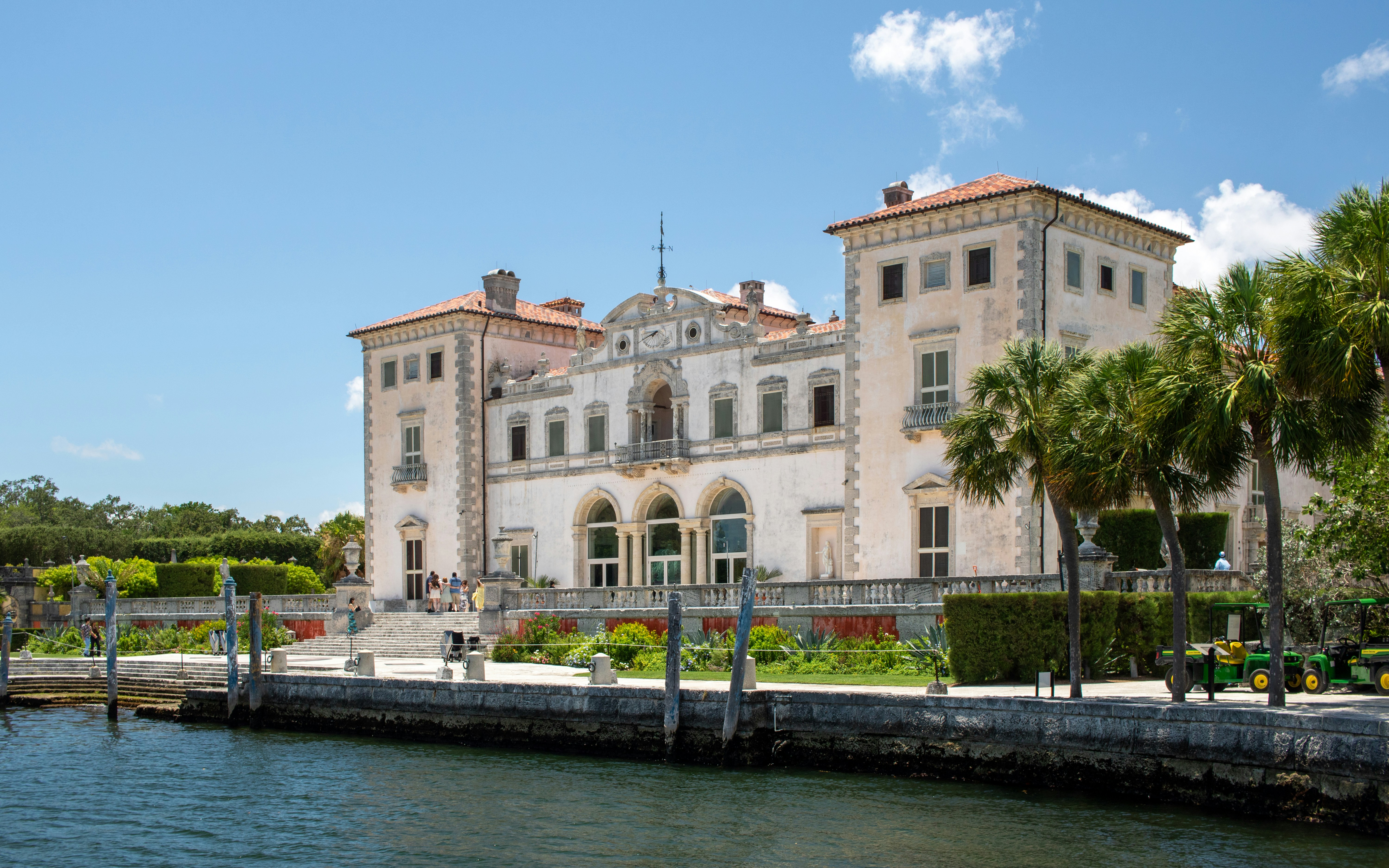 Photo by zoshuacolah