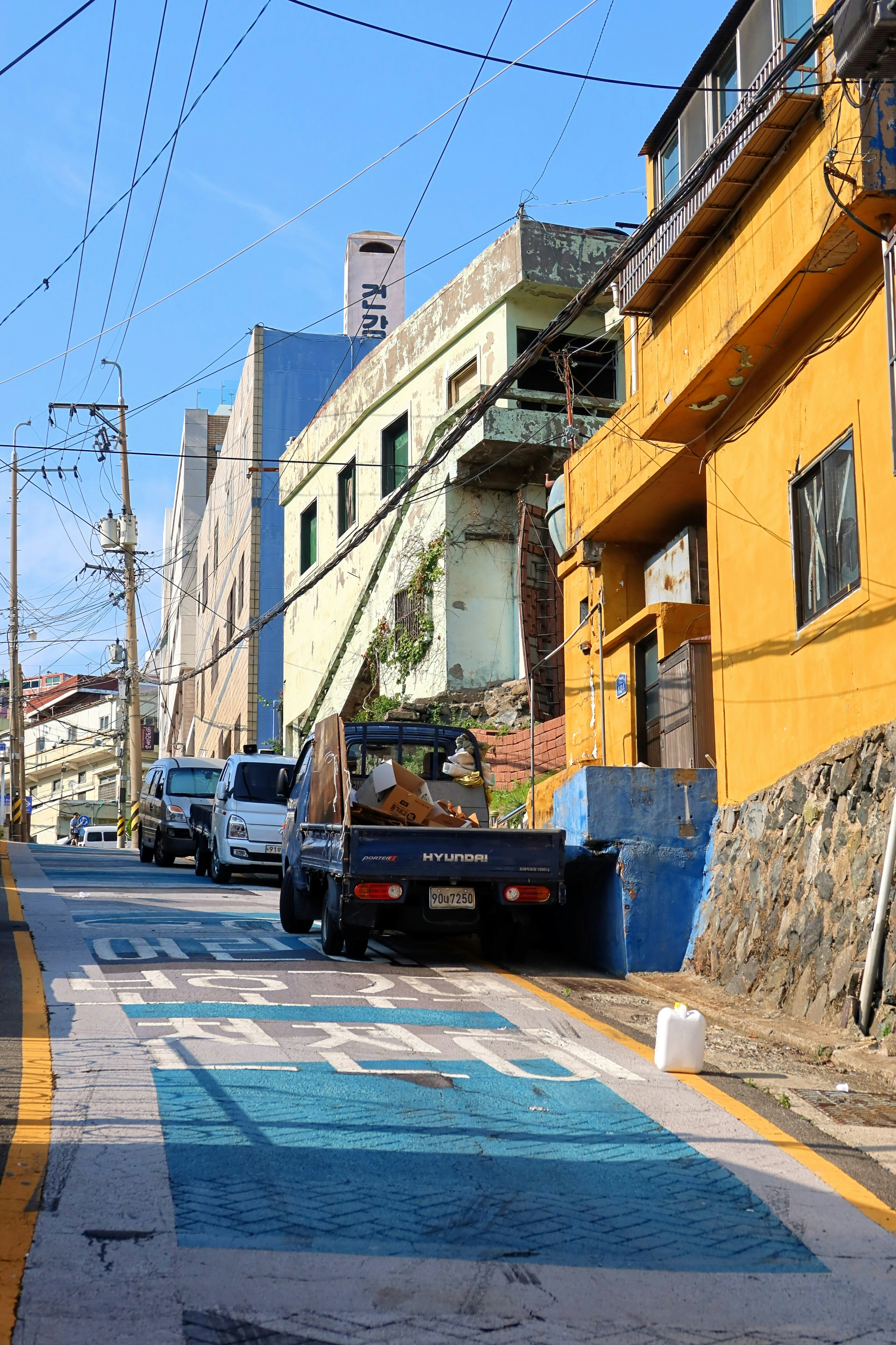 Beyond the Coast: Nearby Neighbourhoods Worth Exploring