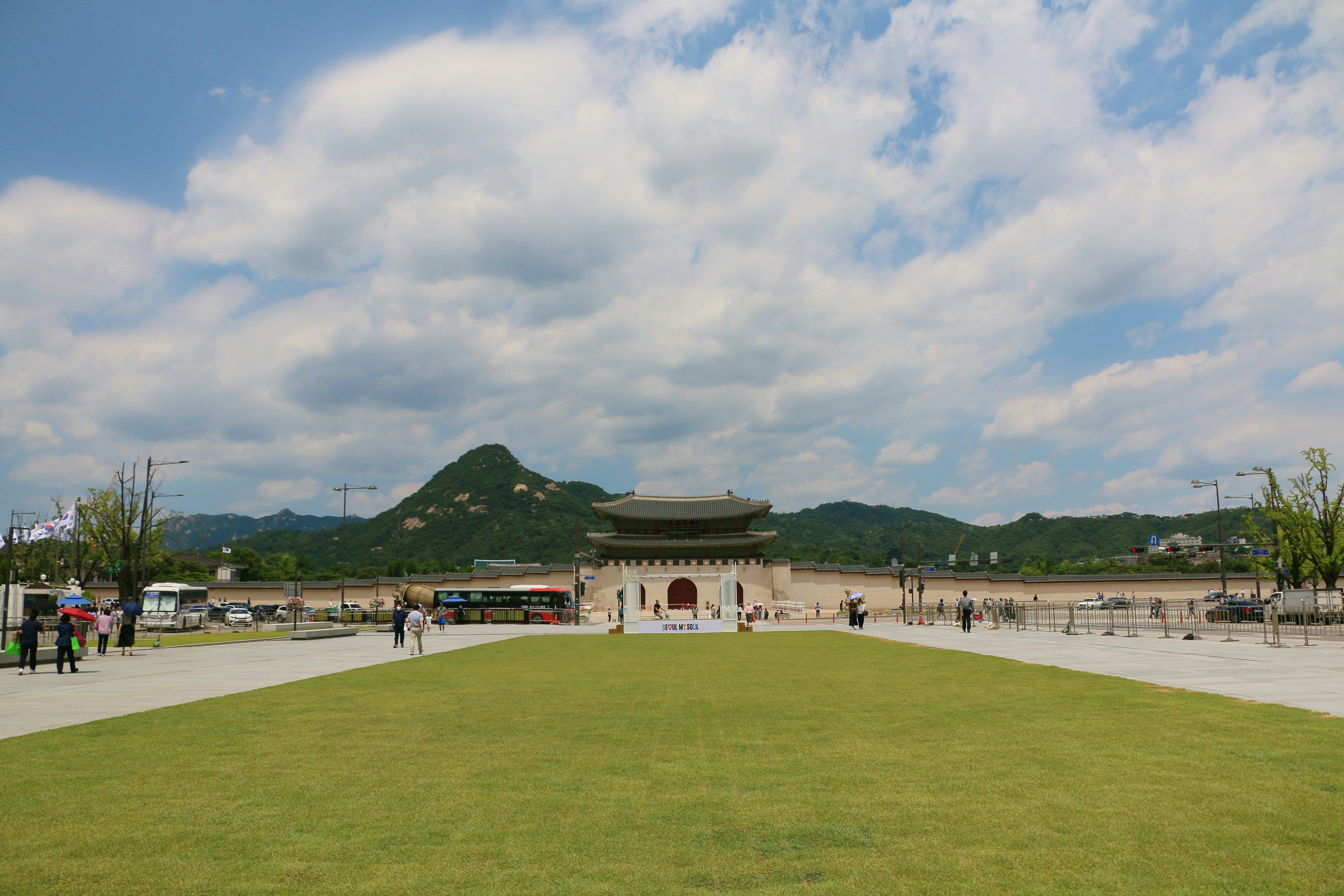 Menjelajahi Keindahan Istana Changdeokgung: Permata Tersembunyi Korea Selatan