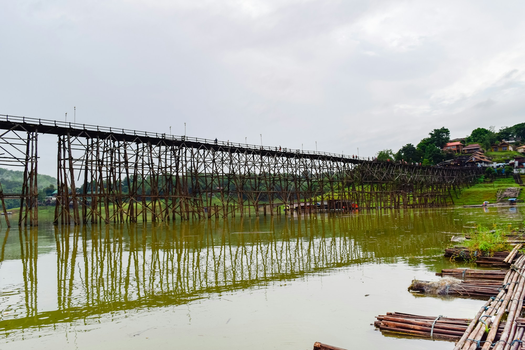What to see in Kanchanaburi: Travel Guide