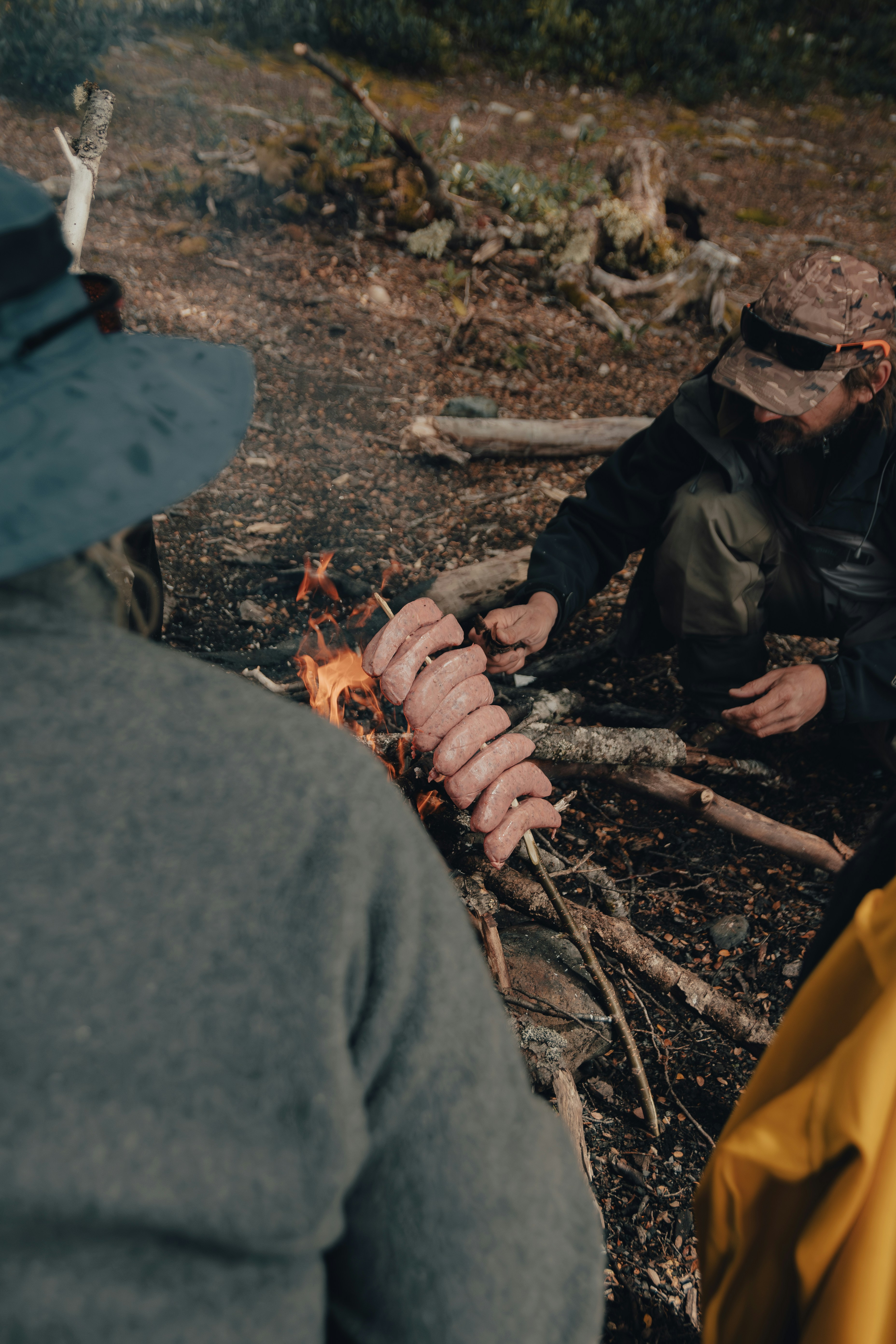 master axe techniques safe firewood camping outdoor wilderness
, Master the Axe: Essential Techniques for Safe Firewood Chopping 3