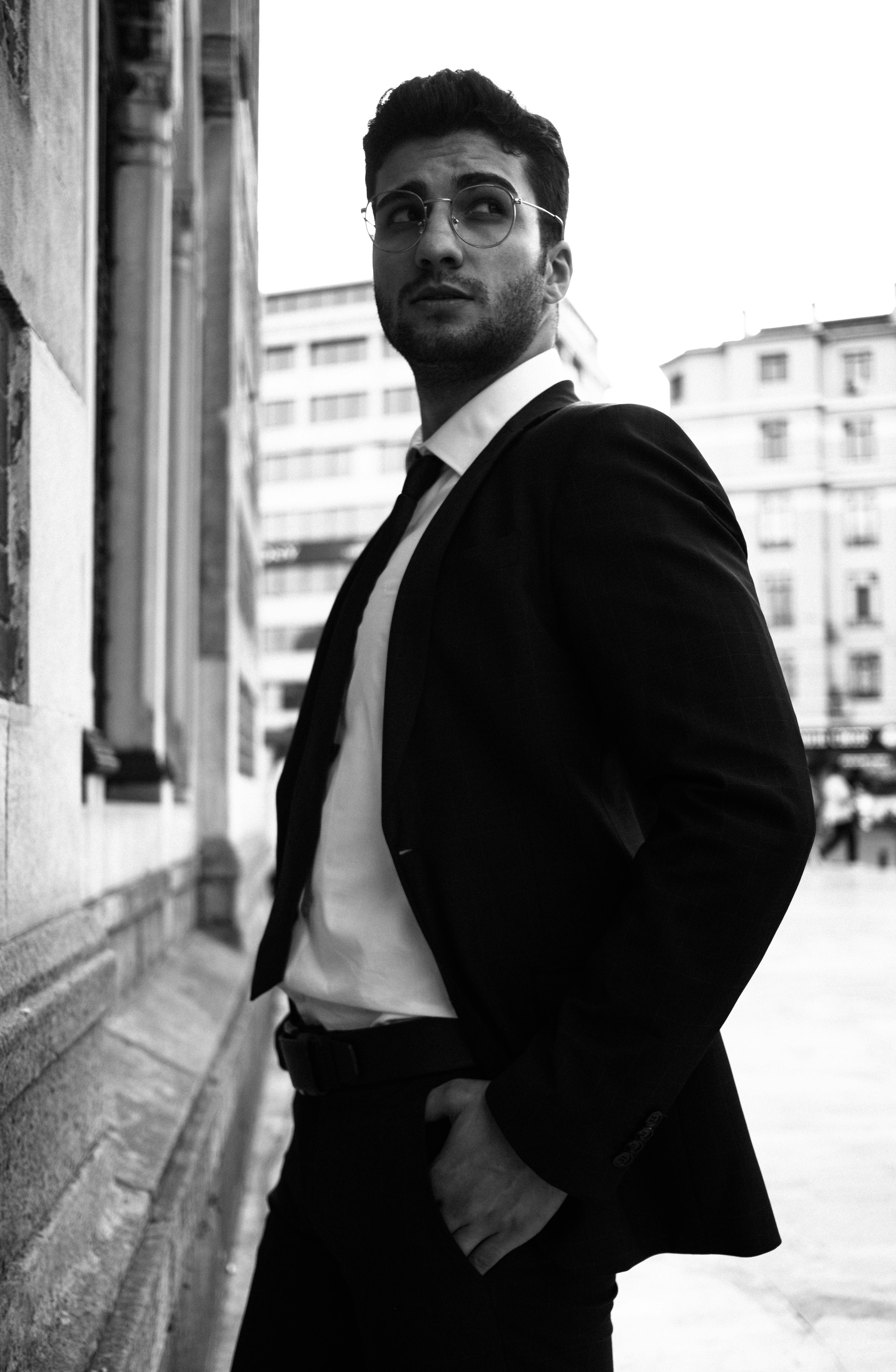 Photo by furkanelveren