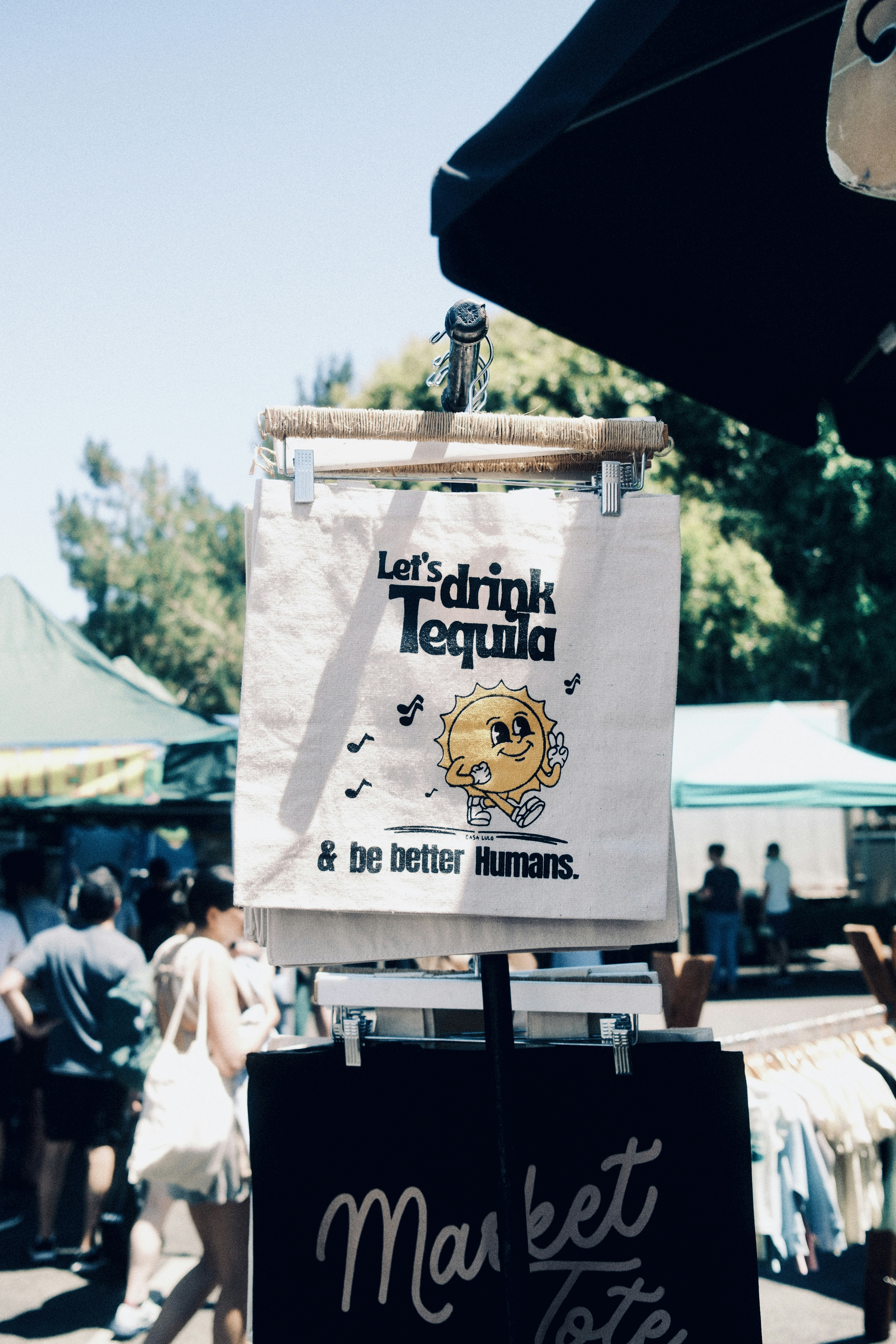 Weekend Tote & Microcation Packing Guide 2026: Deals, Durability and What to Buy