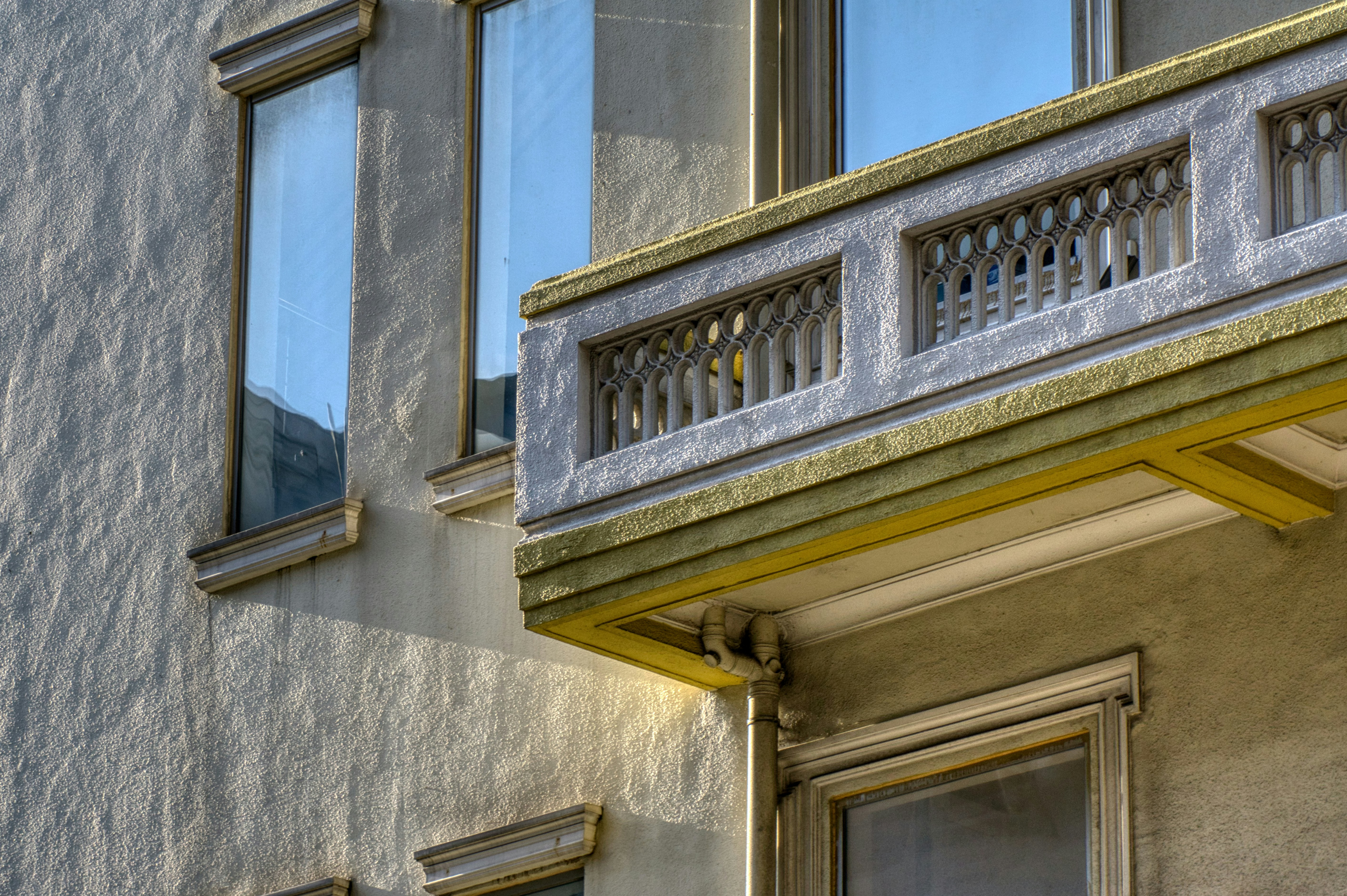 Photo by thomaskinto