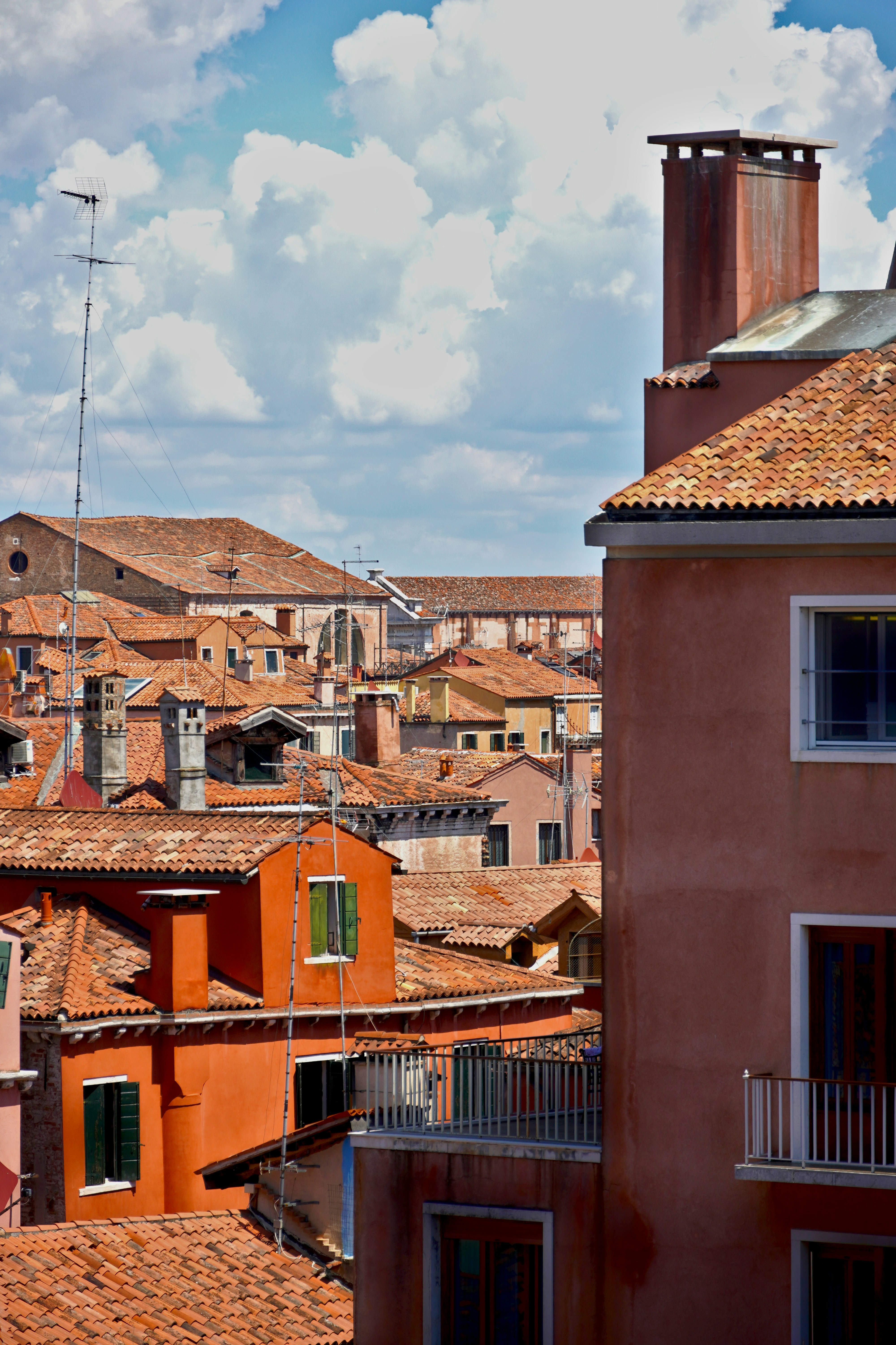 Photo by calecrunchy